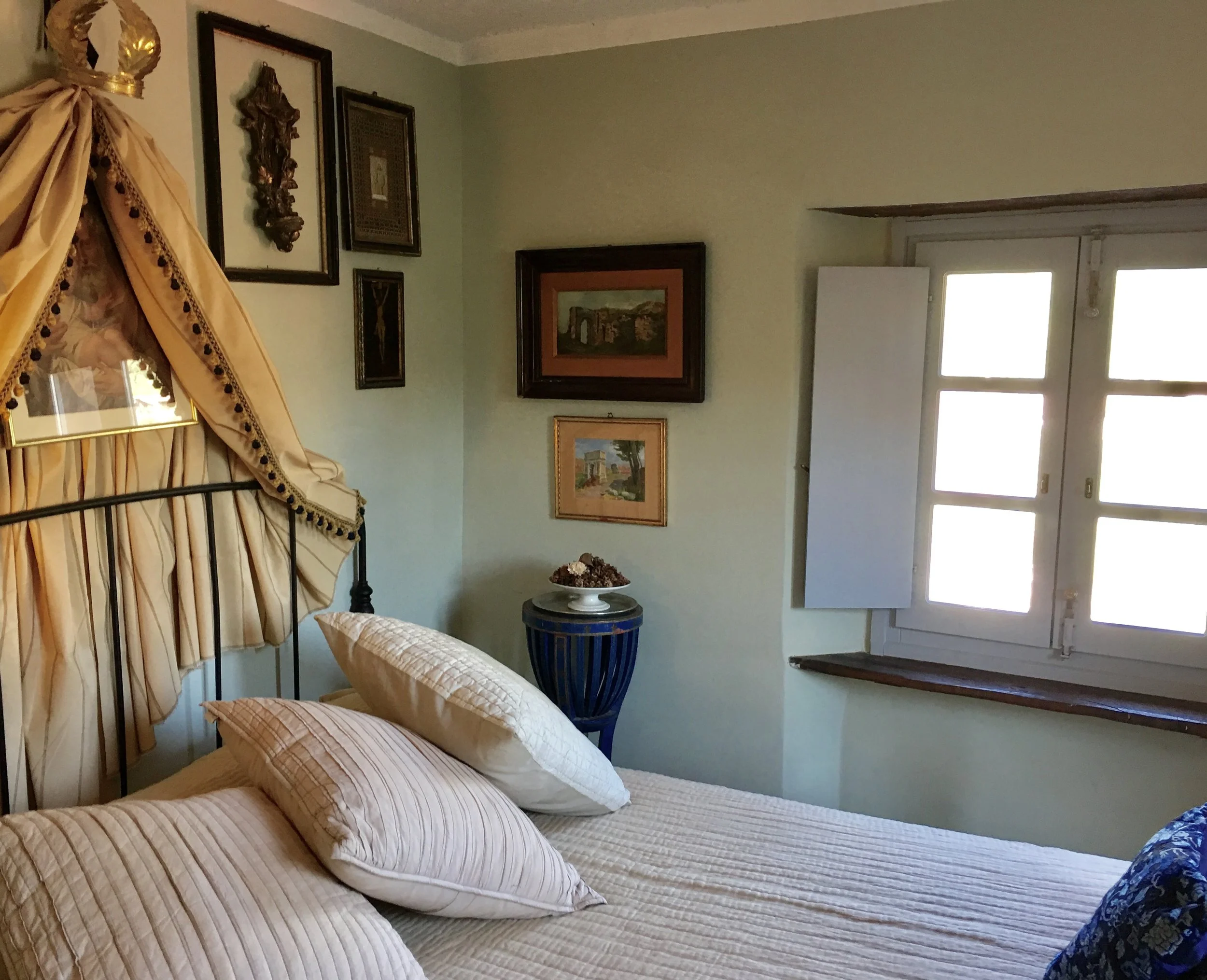 Again upstairs, the Master Bedroom with views to the Pieve church.