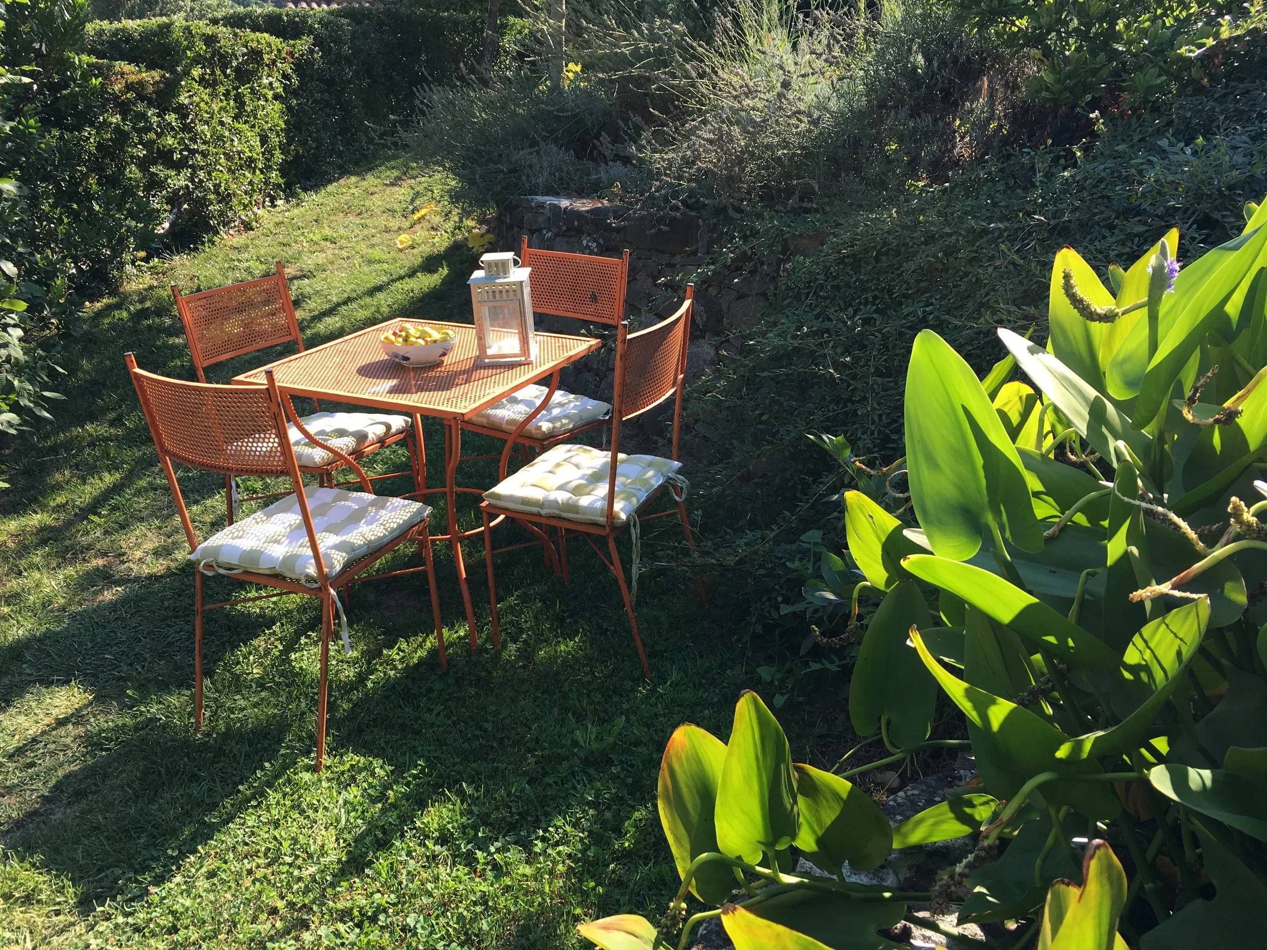 Outdoor dining next to the Fish Pond.