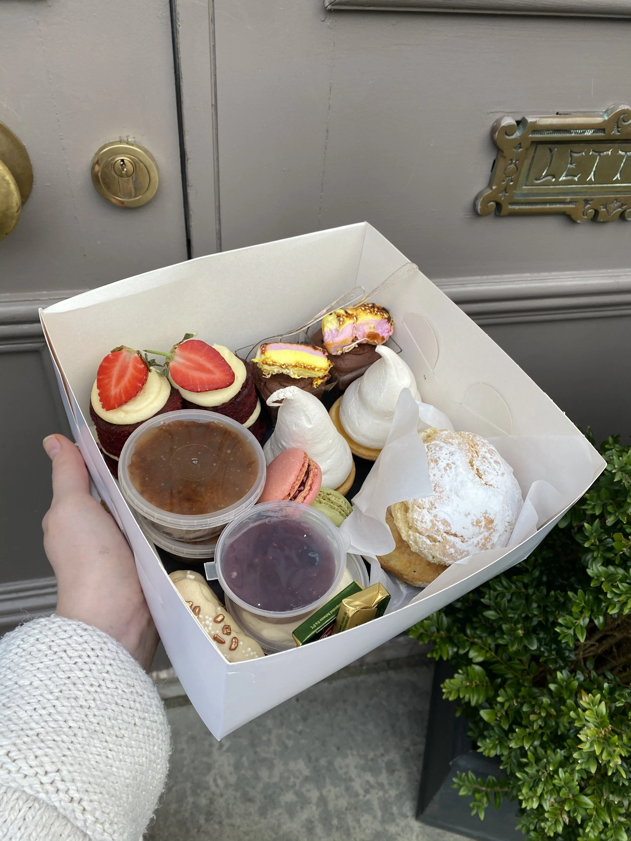 Takeaway Afternoon Tea — Maryville House