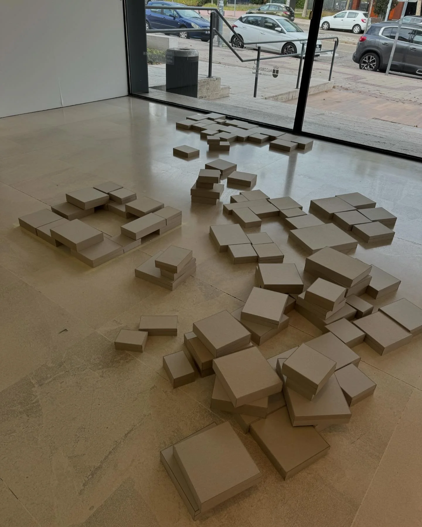 Montando mi &uacute;ltimo proyecto en el Centro Cultural Anabel Segura 
&ldquo;Laberintos en mi Universo &ldquo;