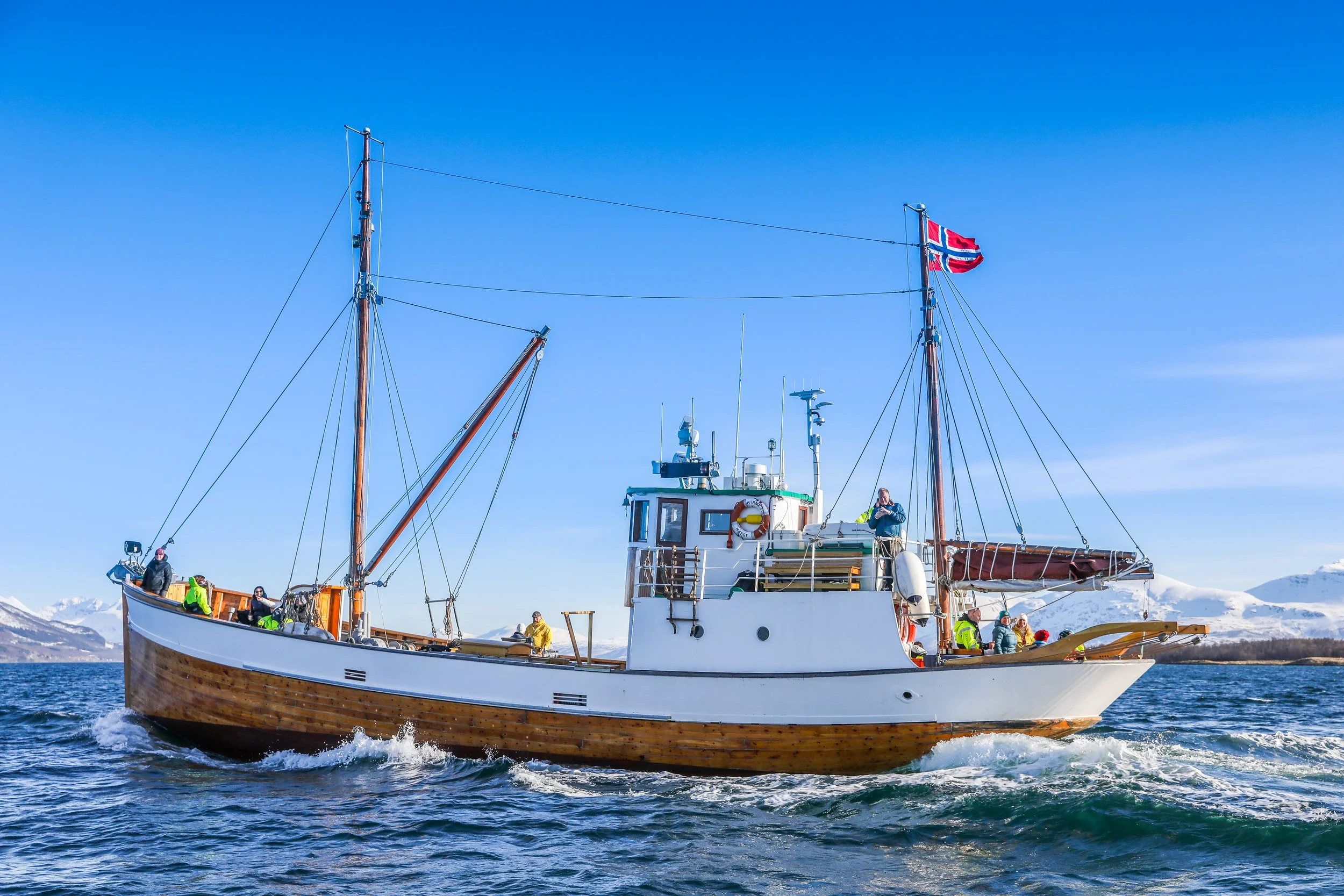 UtPåTur HERMES-II YO-8.jpg