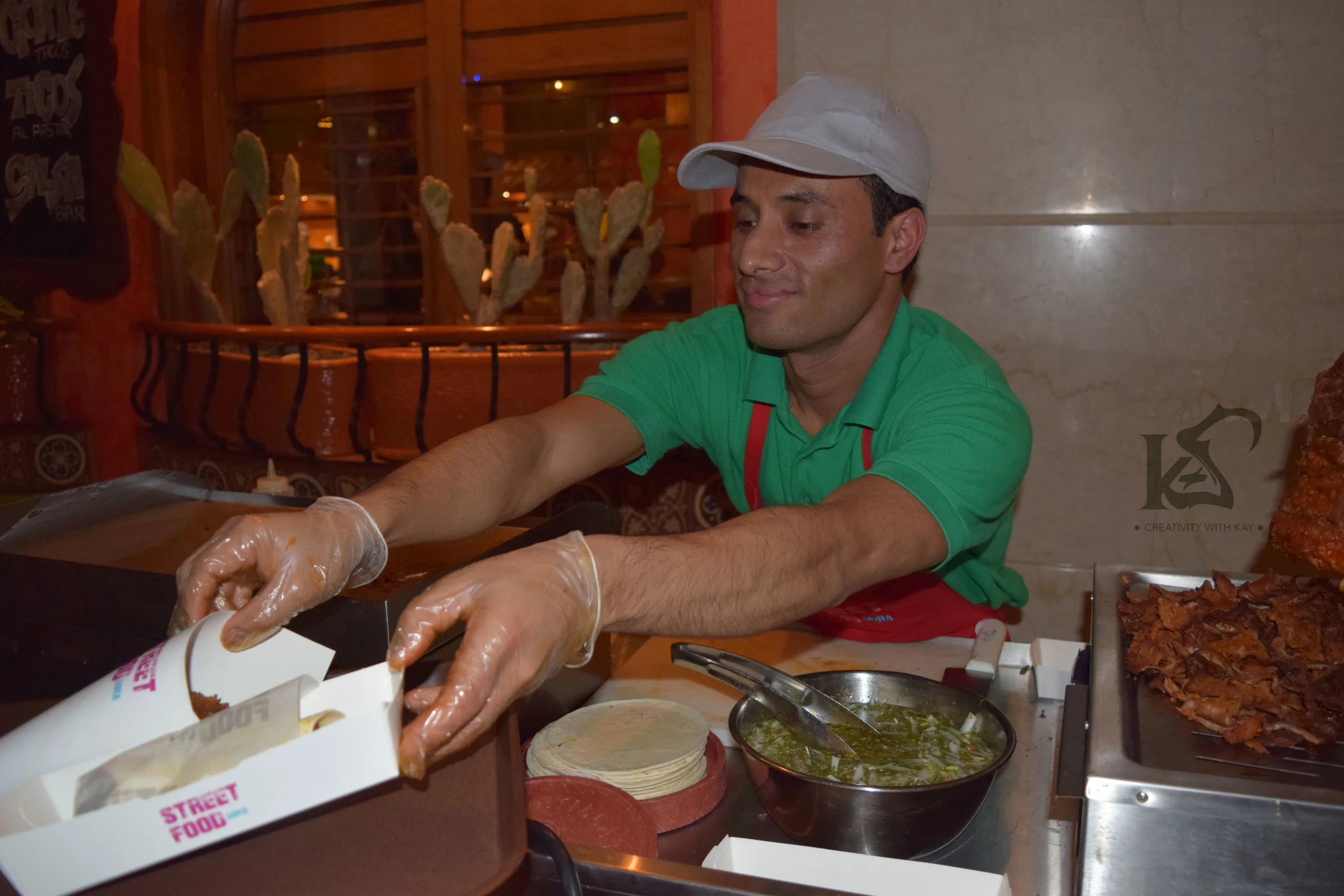 smiling-staff-streetfood-marriott