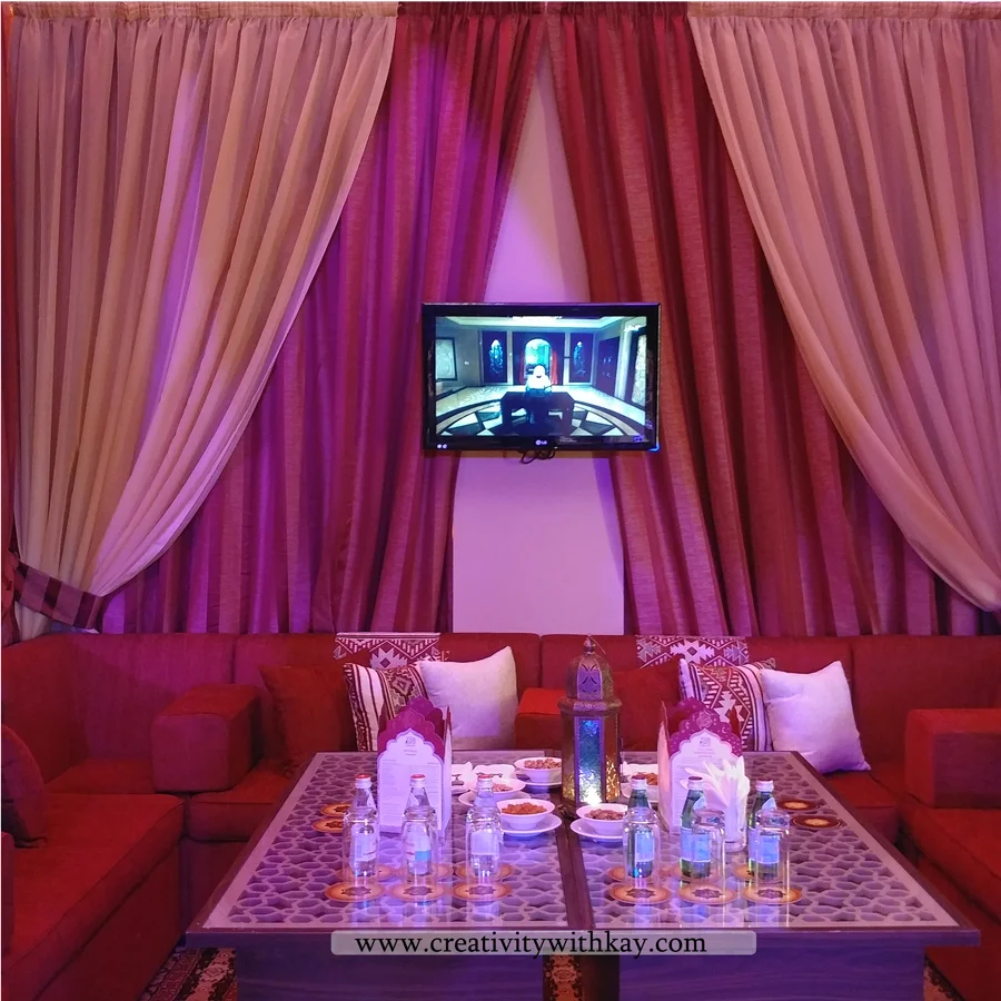 aljawharatent-ramadan-iftar-2016-khansa-creativitywithkay-qatar-blogger-seating-private.jpg