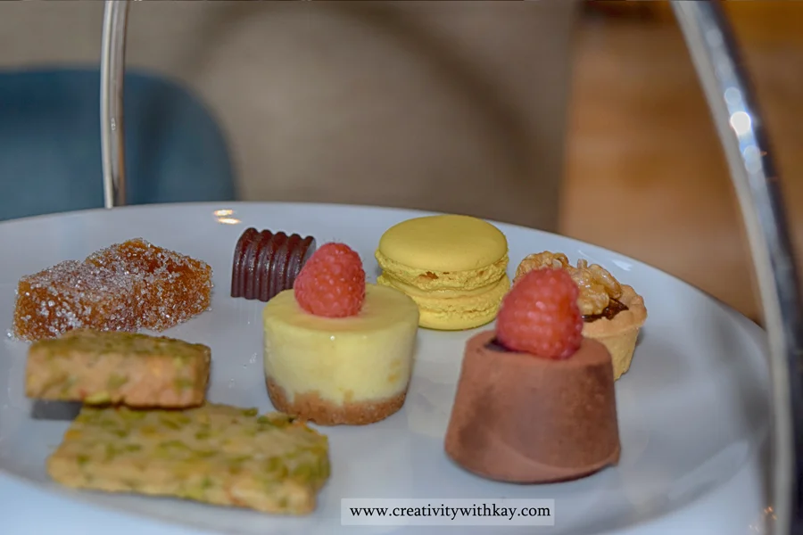 afternoon-tea-lobby-lounge-icdohathecity-qatar-blogger-pastry.jpg