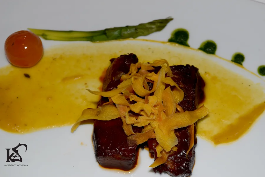 intercontinentaldohathecity-staycation-qatar-blogger-steak-room-service.jpg
