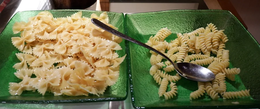 Friday-Brunch-CityCentre-Rotana-live-pasta-station.jpg
