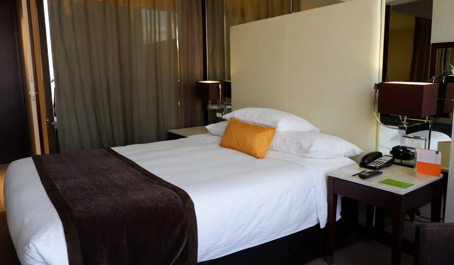 centro-barsha-queen-bed.jpg