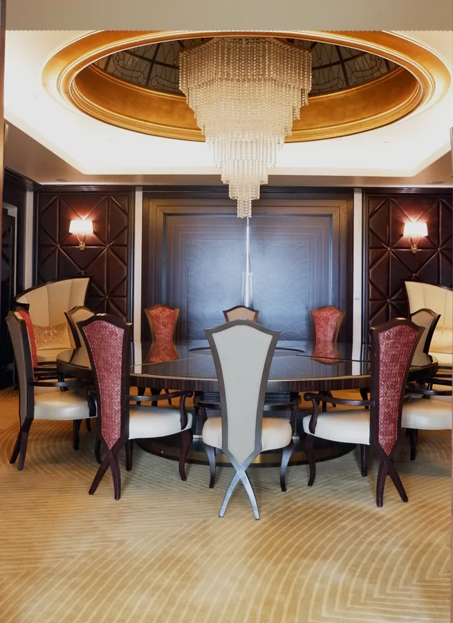 abudhabi-suite-dining1.jpg