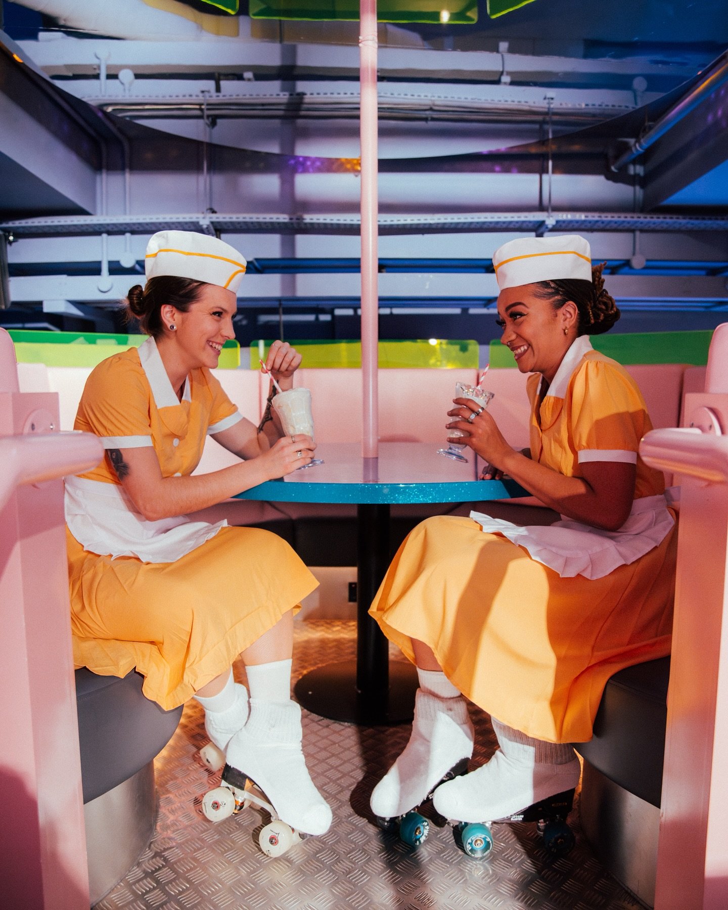 Serving up smiles on skates🛼🥤

Located in London and available across the UK and beyond. To book or enquire about our acts and performers email: hello@amunetstaffing.com 💌