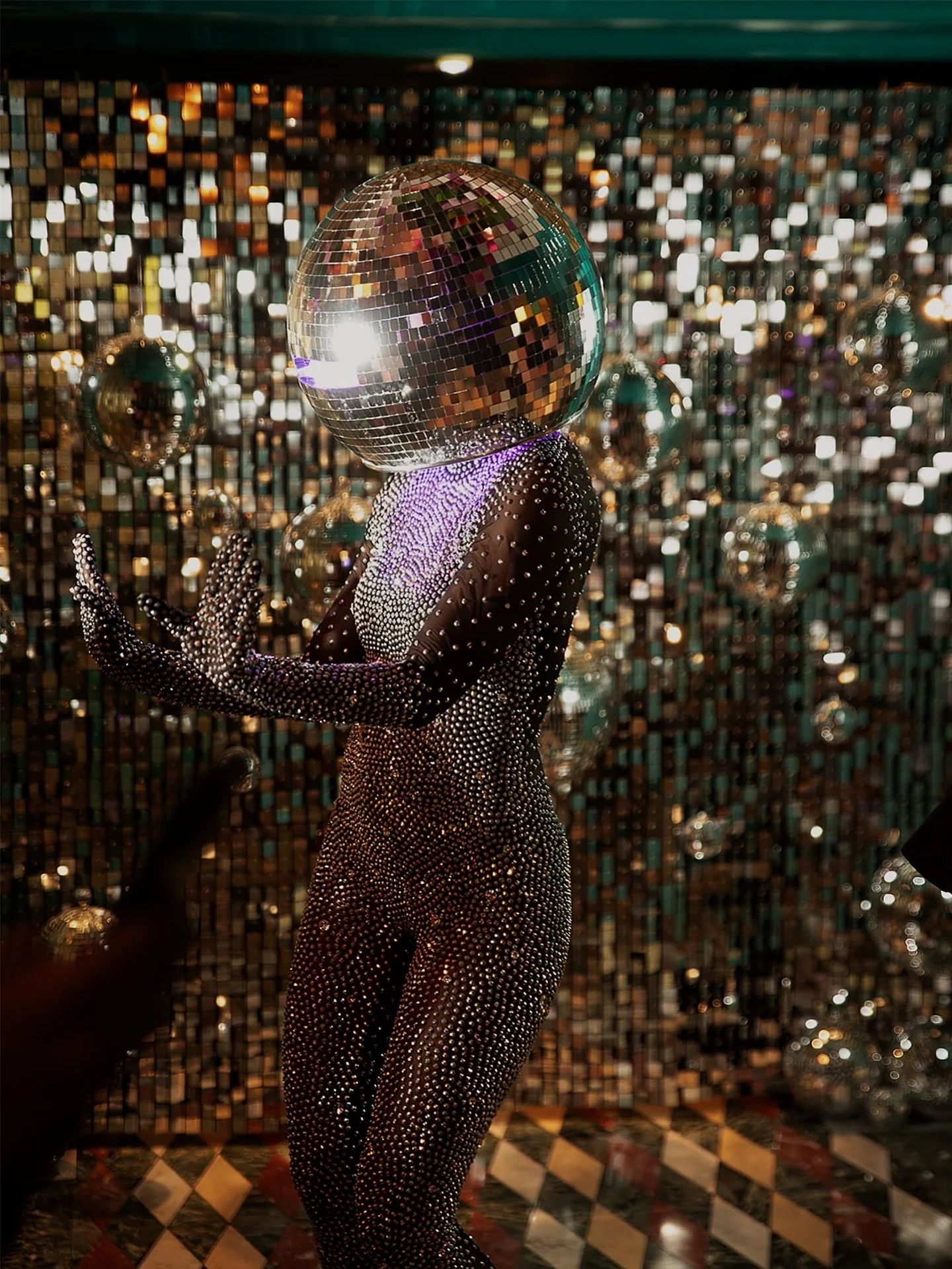 dancing at the disco🪩✨

@hausofnova.ldn