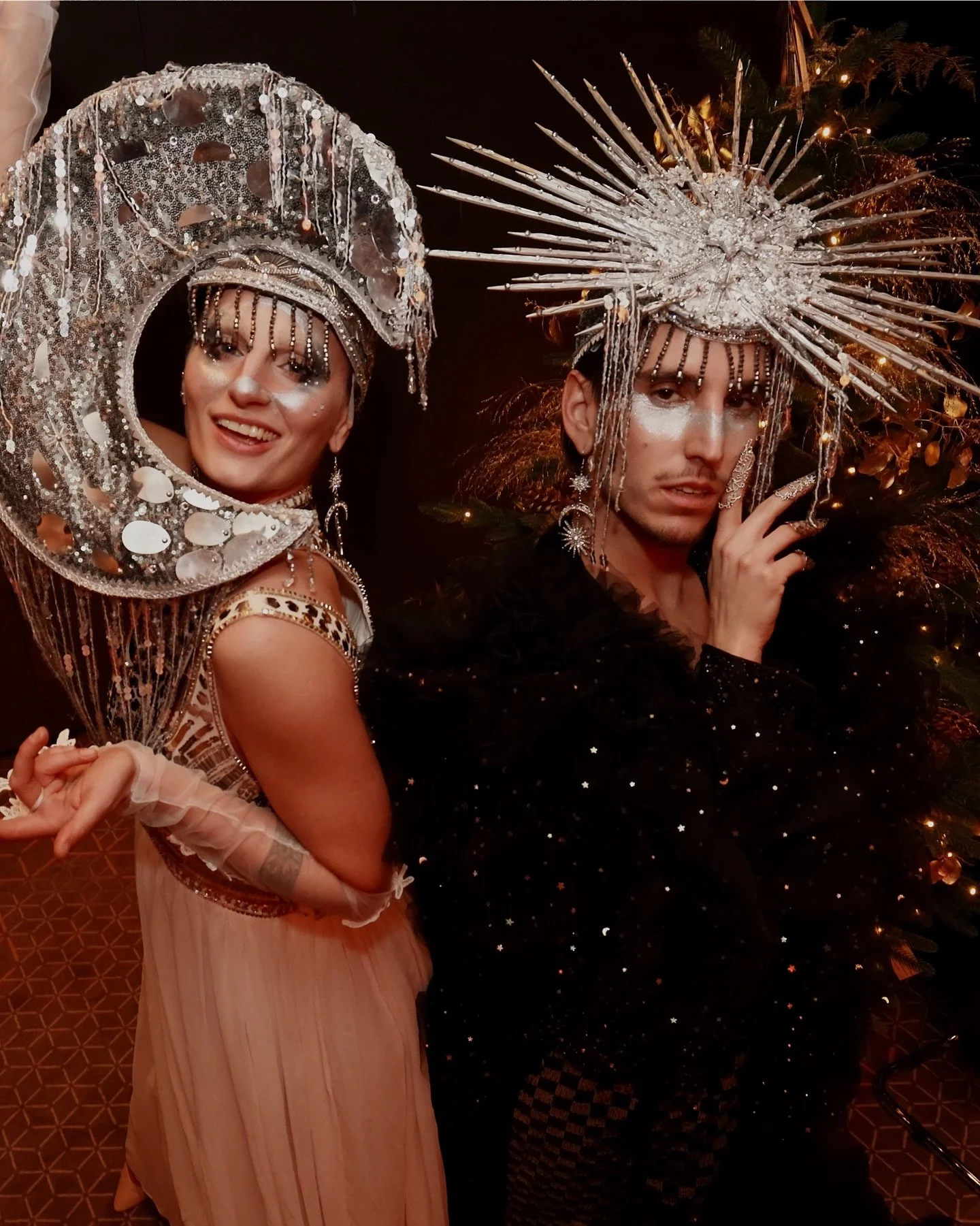 feeling celestial✨🌙

NYE at @solayalondon 💫

Performance, acts, and styling from concept to creation by @amusementsofamunet
💄: @dsartistry_
✨ @trashyplanets
📸 @darnellibrahamphotography