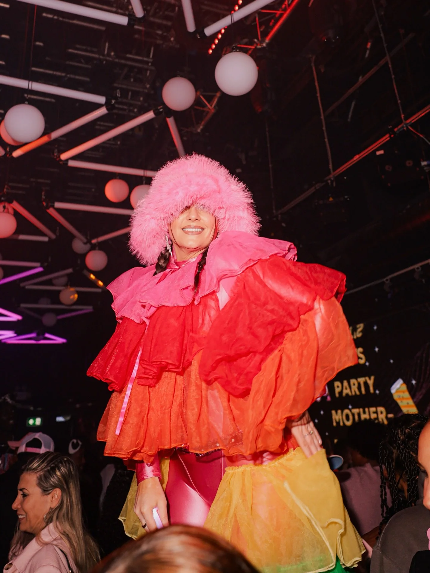 fighting January blues with lots of PINK💖 @wearefairgame staff awards✨

Looking for stilt walkers for your event? Get in touch💫

📸: @shotsbyaimee_
