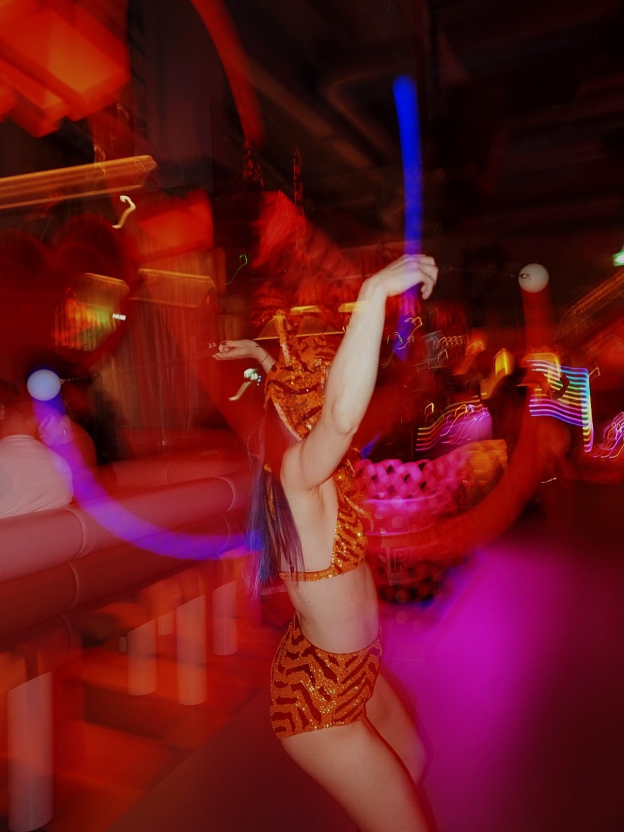 disco kitties always have fun at 📍 @wearefairgame 

#entertainment #explorepage #LED #flow