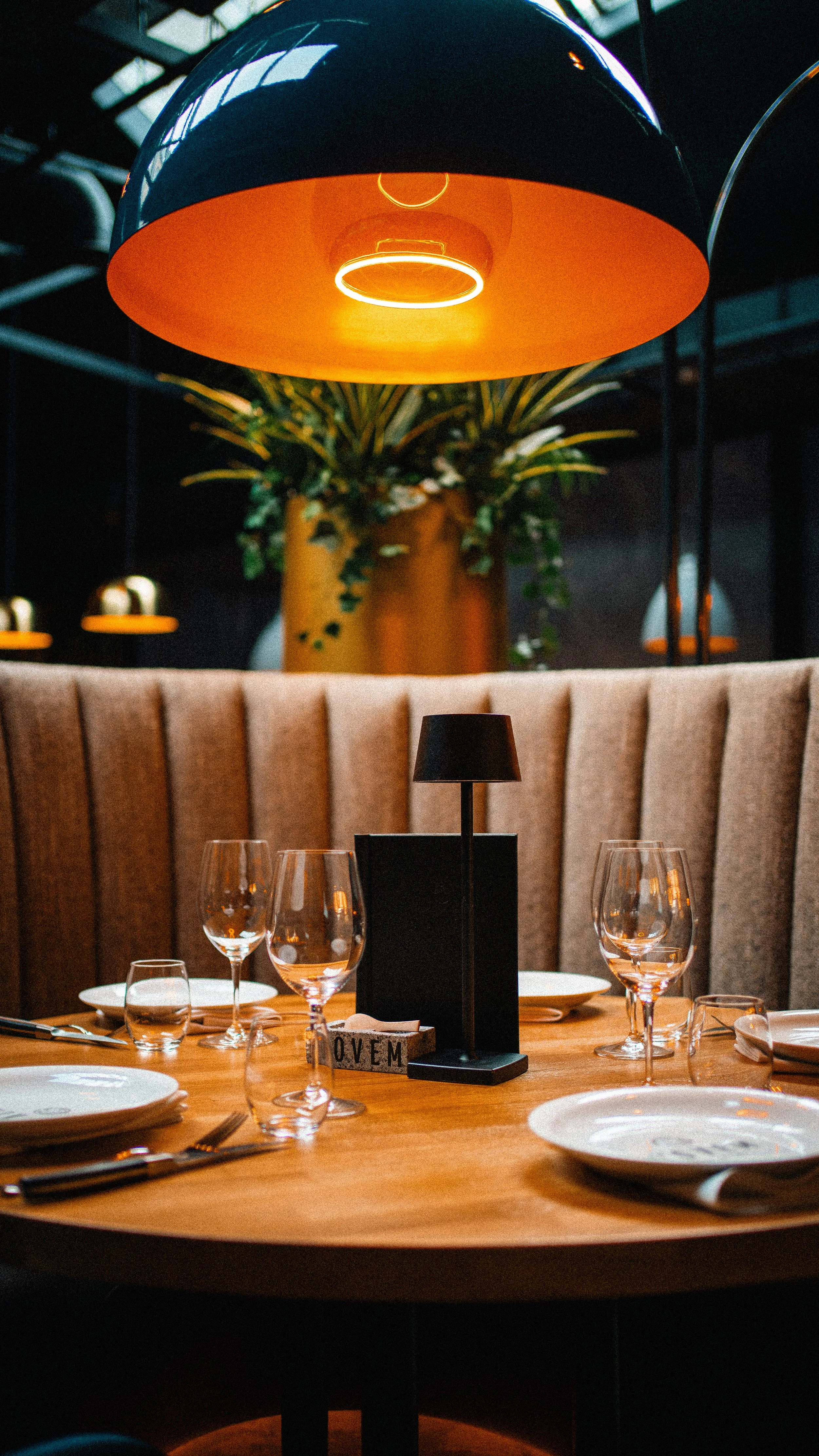 Booth Seating in Vovem Restaurant