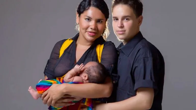 HSDFF SUNUNÚ- THE REVOLUTION OF LOVE.jpg