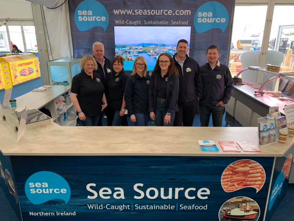 BALMORAL SHOW 2019POSTED : 20/05/2019C'est la 5e année que Sea Source expose au Balmoral Show. Le salon nous offre une plateforme pour promouvoir les meilleurs fruits de mer d'Irlande du Nord, provenant de Kilkeel, Ardglass et Portavogie.Le processus s...