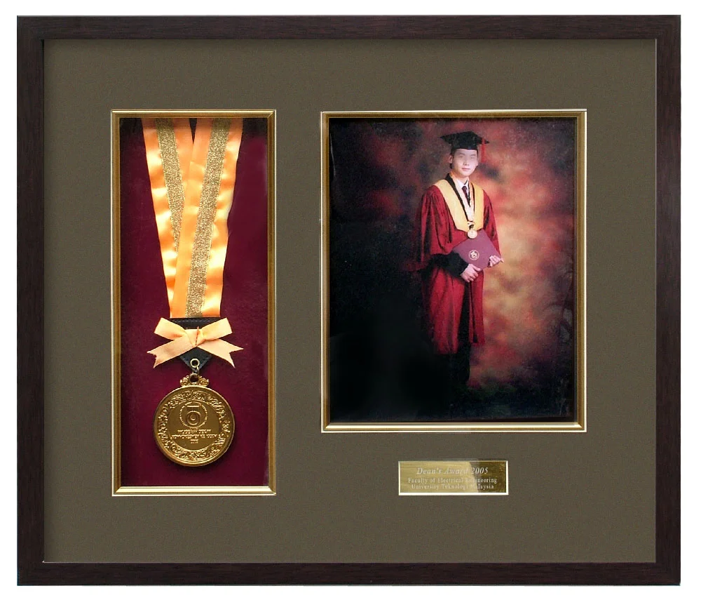 award2.jpg