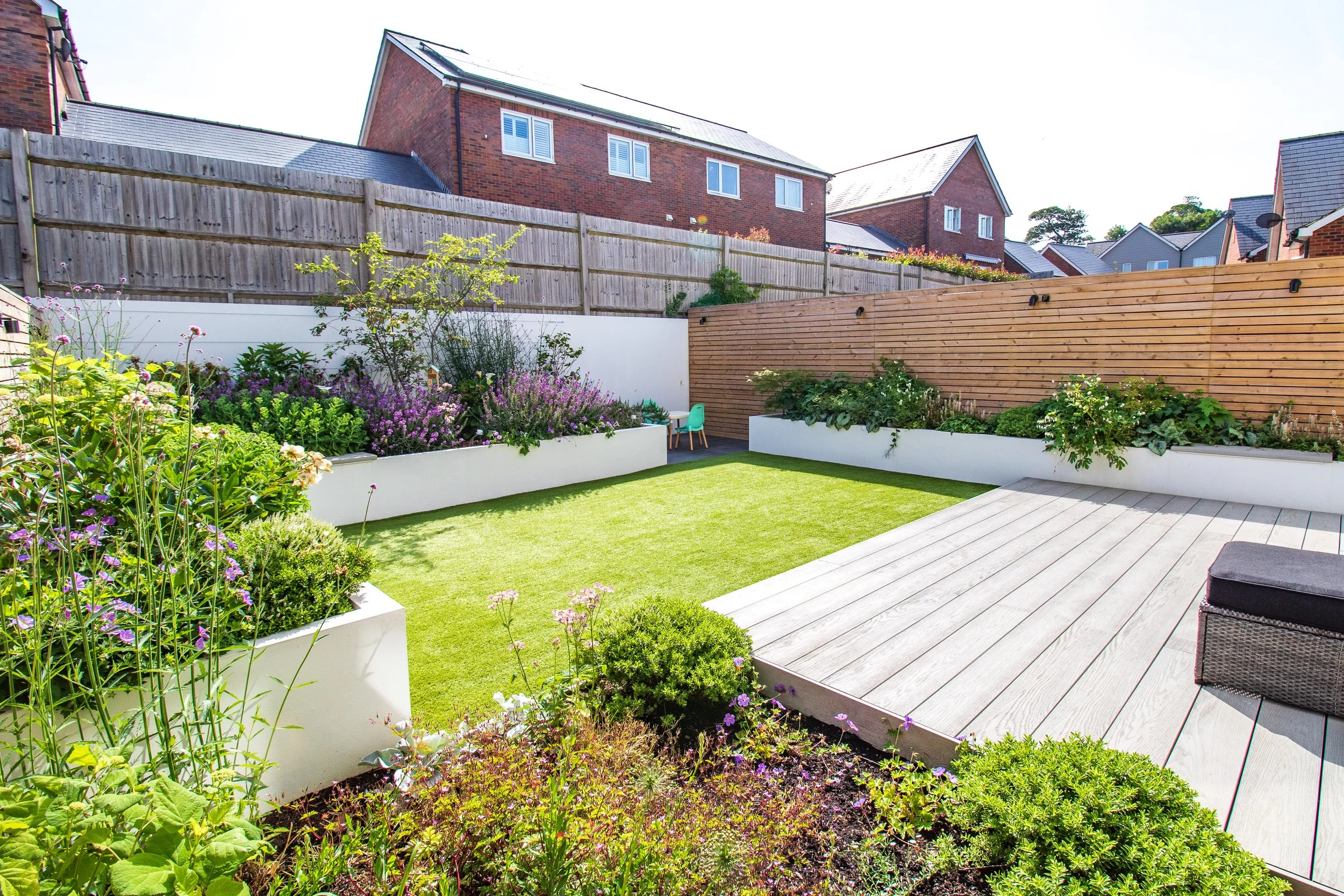 Ben Martin Garden Design_Planting_Millboard_Lawn_Kent.JPG