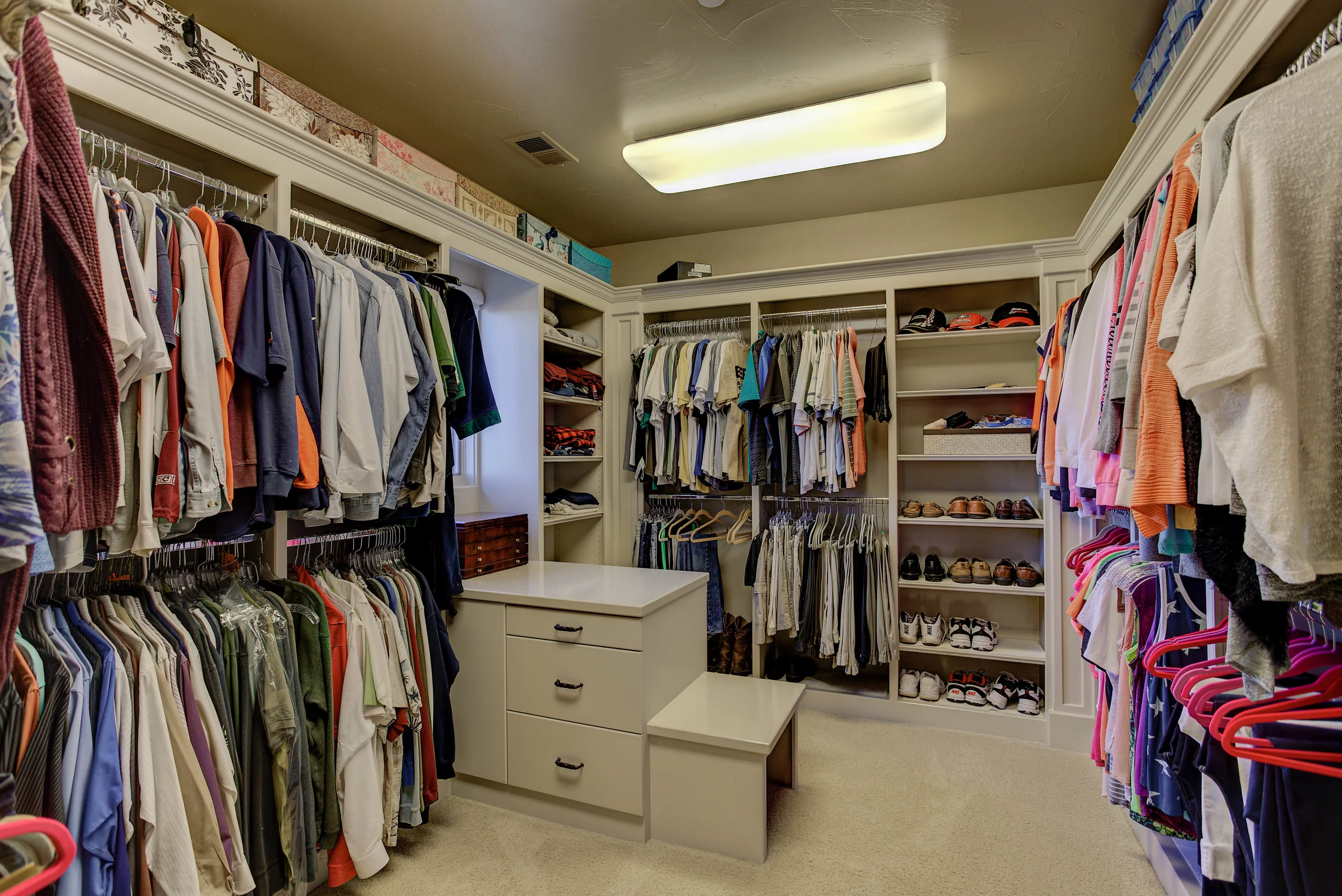 778+International+Isle+Dr_MasterCloset.jpg