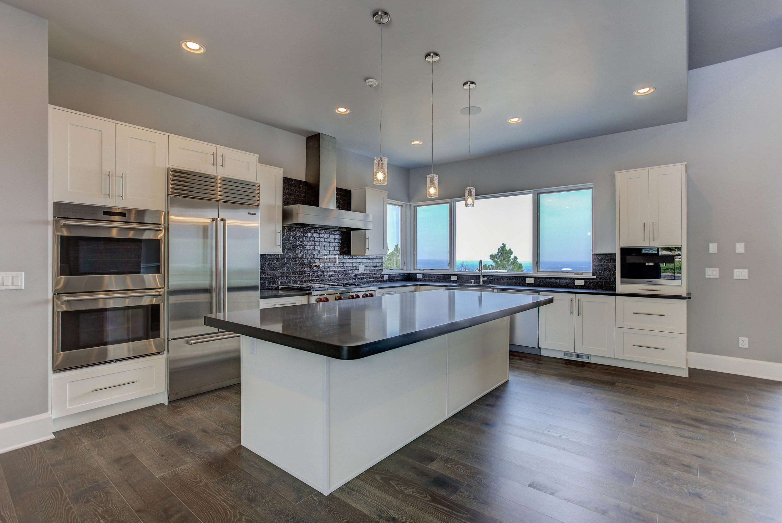 02Kitchen01.jpg