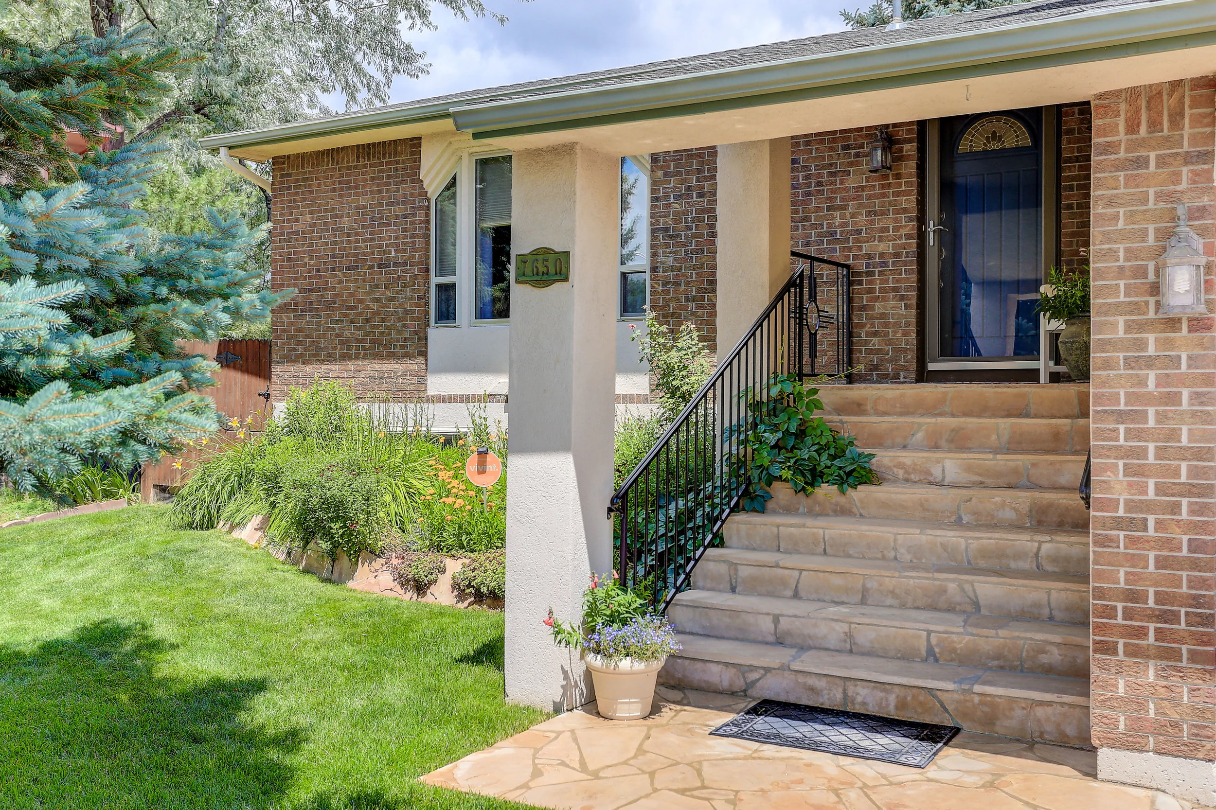 7650 Deer Trail Front c.jpg