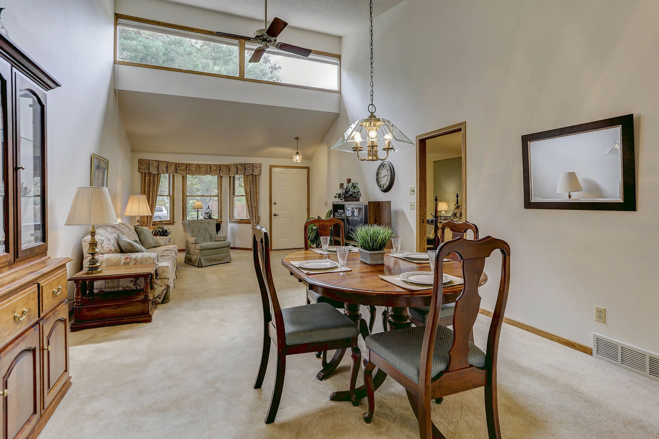 3402+Seneca+St+#A_DiningroomC.jpg