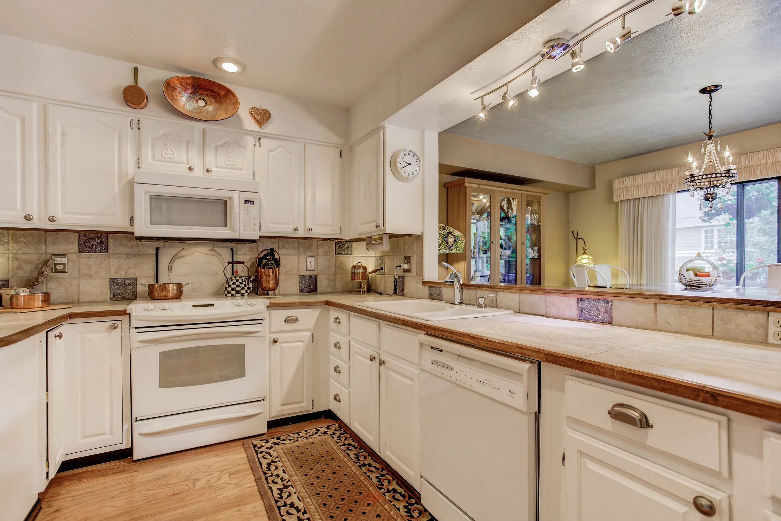 4605+S+Yosemite+Street,+Unit+23_KitchenB.jpg
