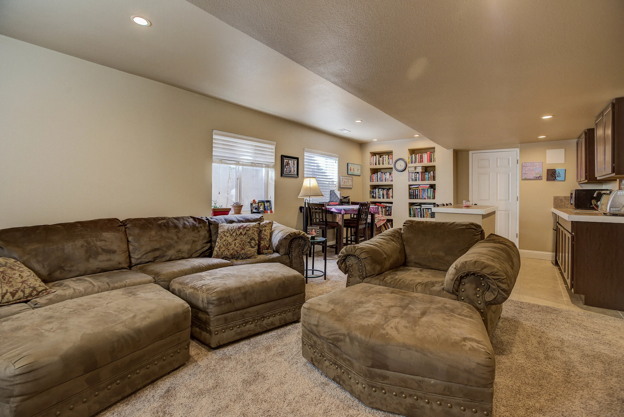 5406+S.+Granby+Ct_RecRoomB.jpg