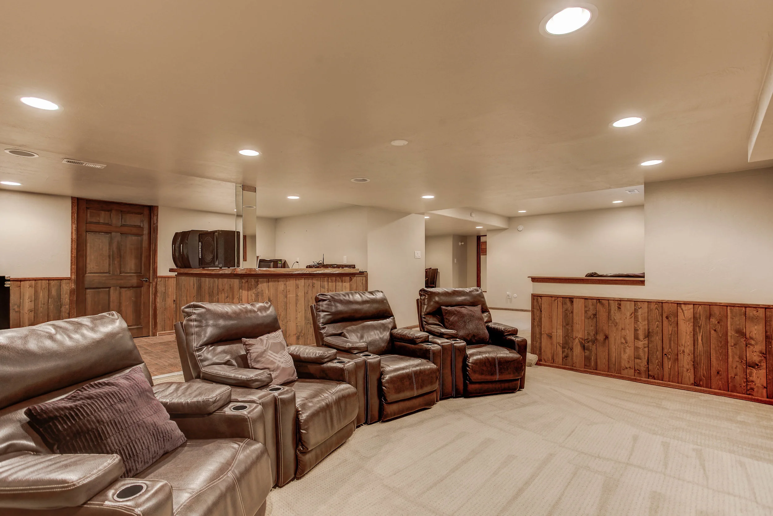 5661+W+Lakeridge+Rd_RecRoomD.jpg