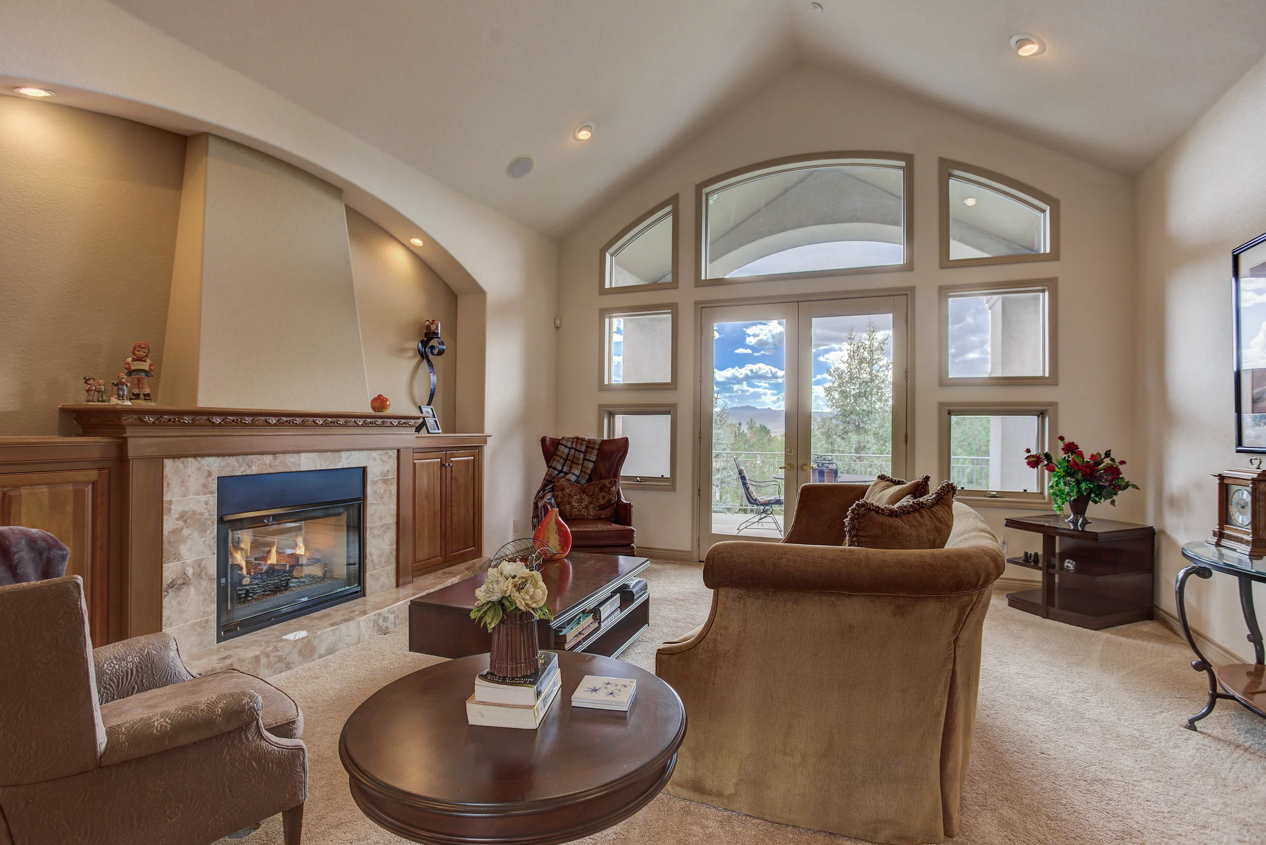 943 Aztec Drive_LivingRoomA.jpg