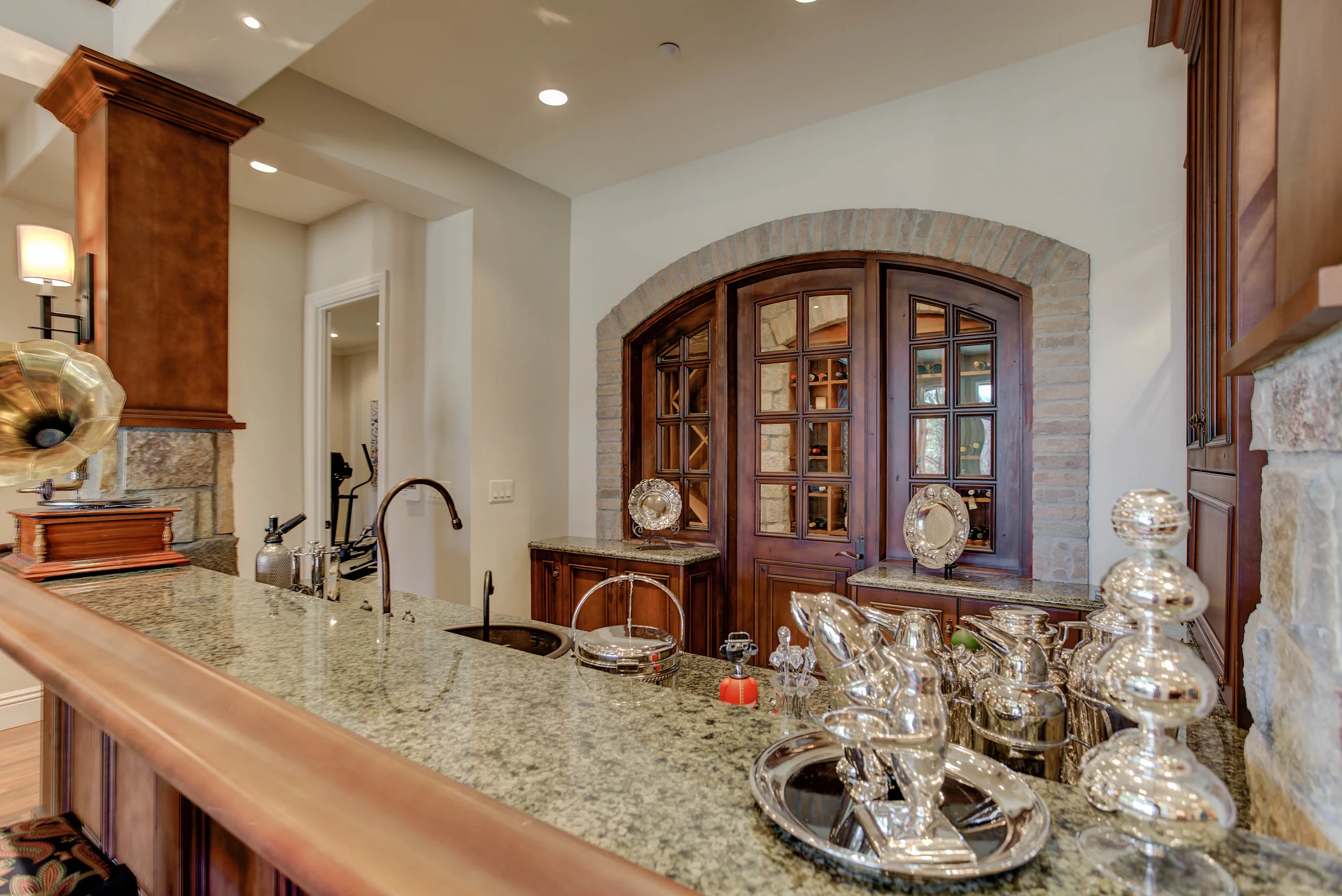 780 Capilano Court_V3_Bar.jpg