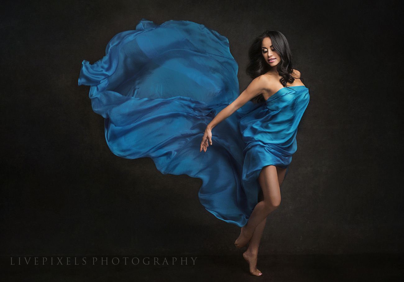 Beautiful dance portrait using silk - Toronto portrait studio.jpg
