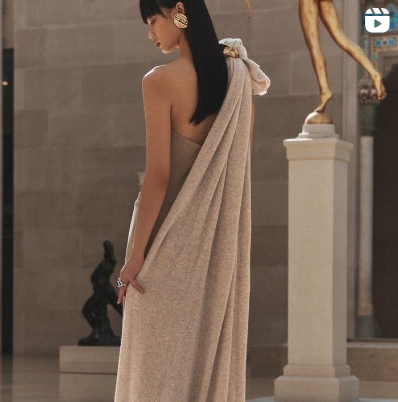 W+W x  The Met Shot vs Shoot