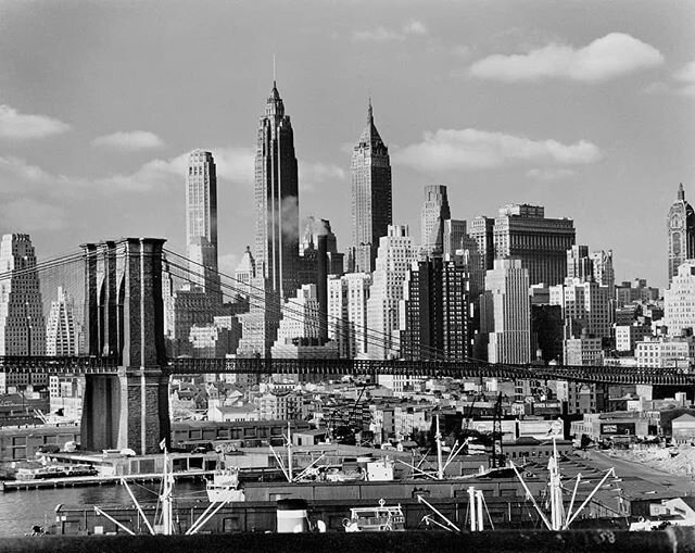 Lower Manhattan 1950 @theforgottennyc #nycskyline #skyscrapers #brooklynbridge #uscranes
