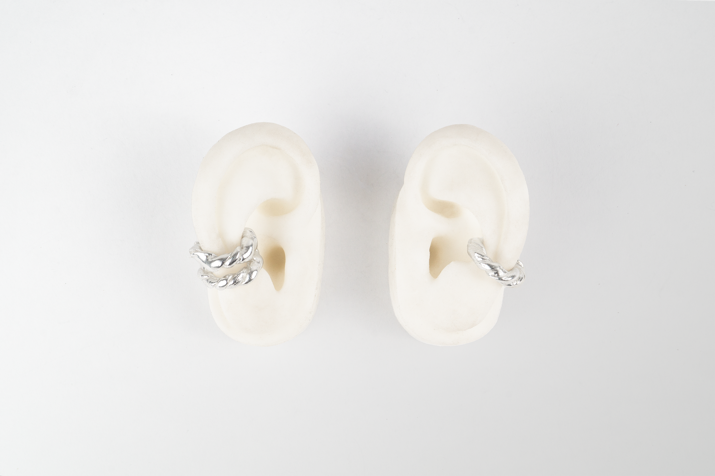 H2ERG_TWISTED_cuff_set_silver_3.png