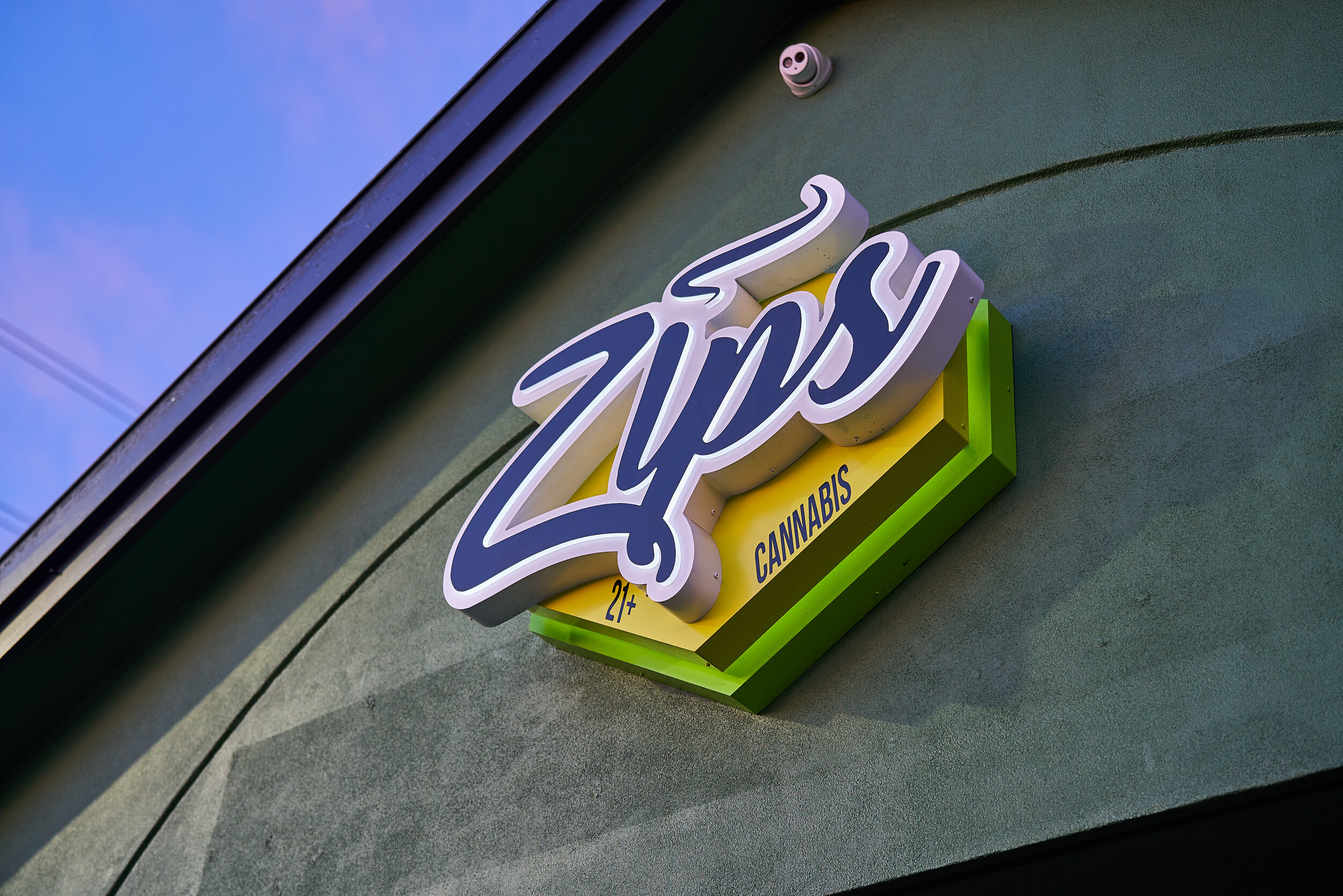 Zips Cannabis Recreational Dispensary in WA
