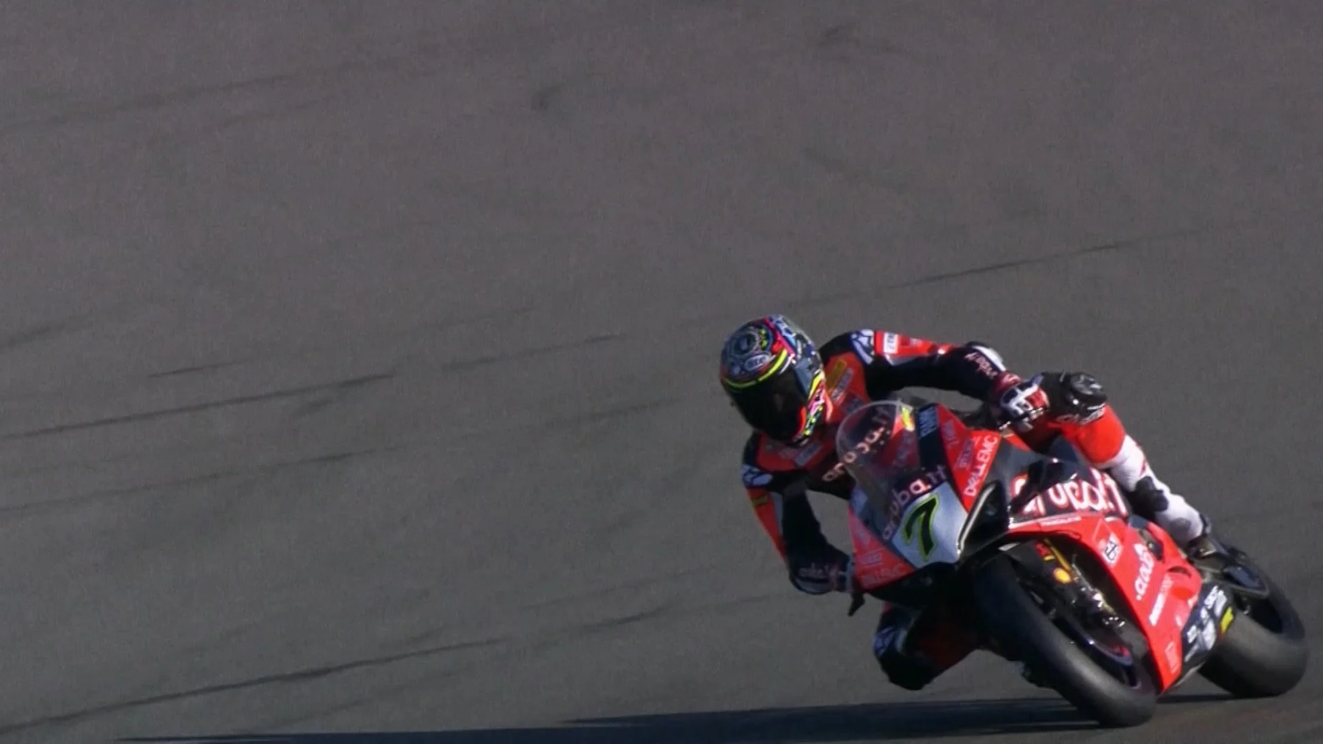 j2019_005-TUI Canaries_Tenerife_Edit_02 Final Delivery.00_00_23_02.Still008.jpg