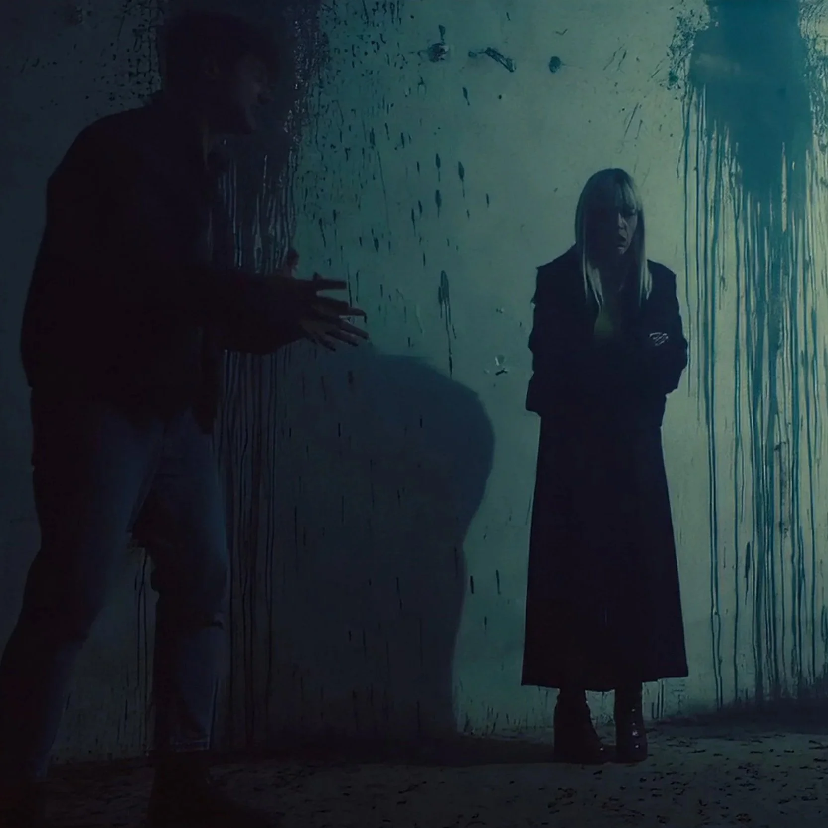 “CRAMPED, CLAUSTROPHOBIC, AND GENUINELY BUILDS DREAD…” | BLADES IN THE DARKNESS