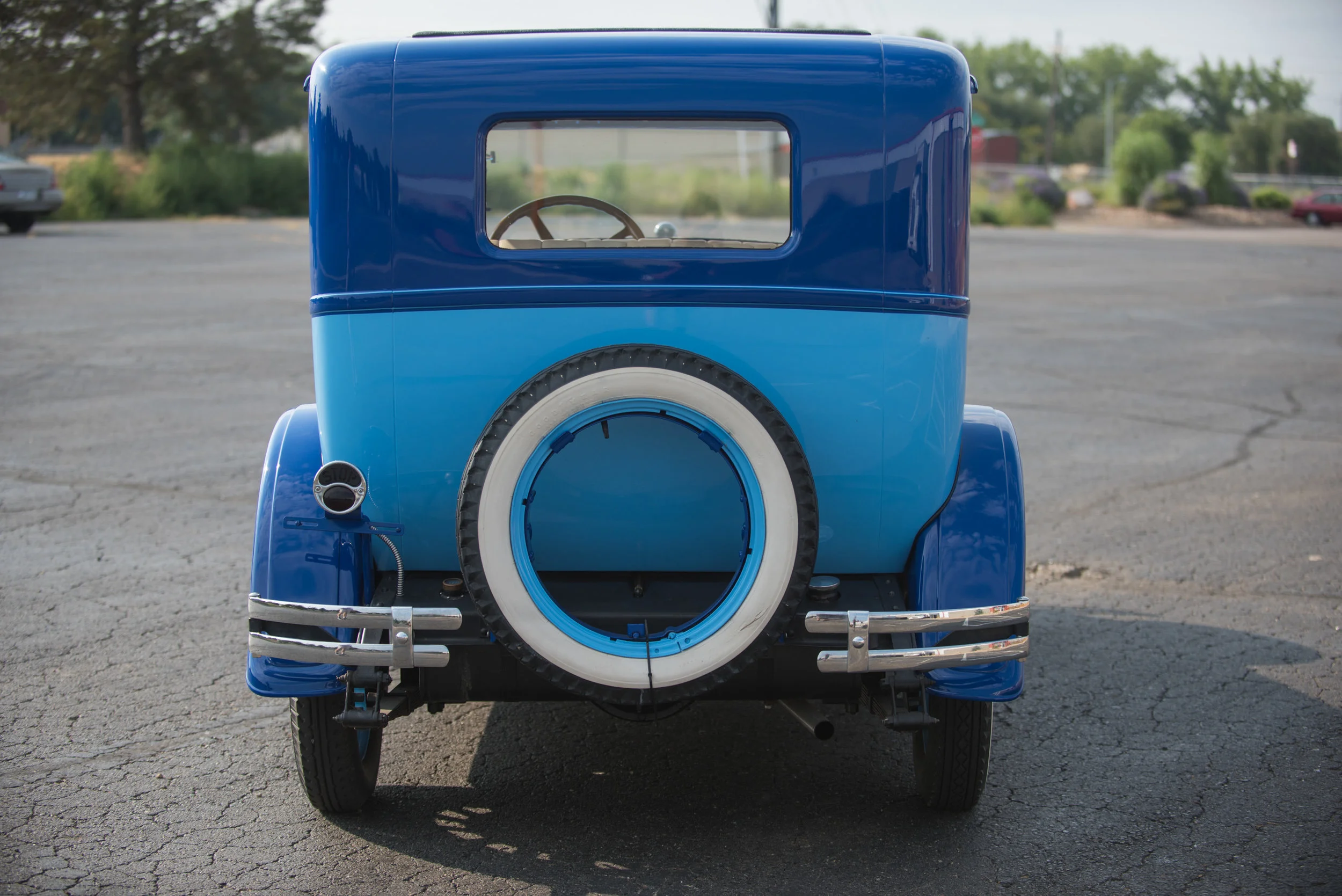 Blue-04.jpg