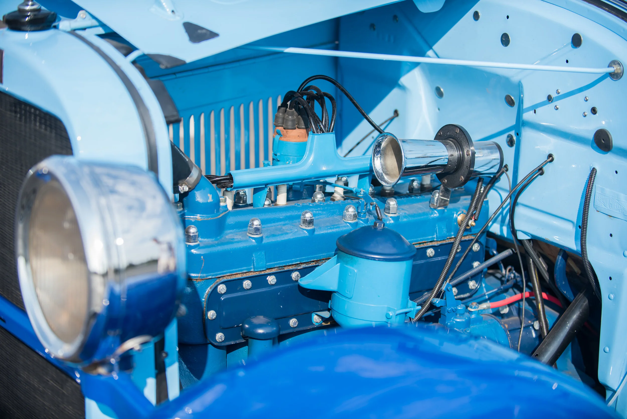 Blue-05.jpg