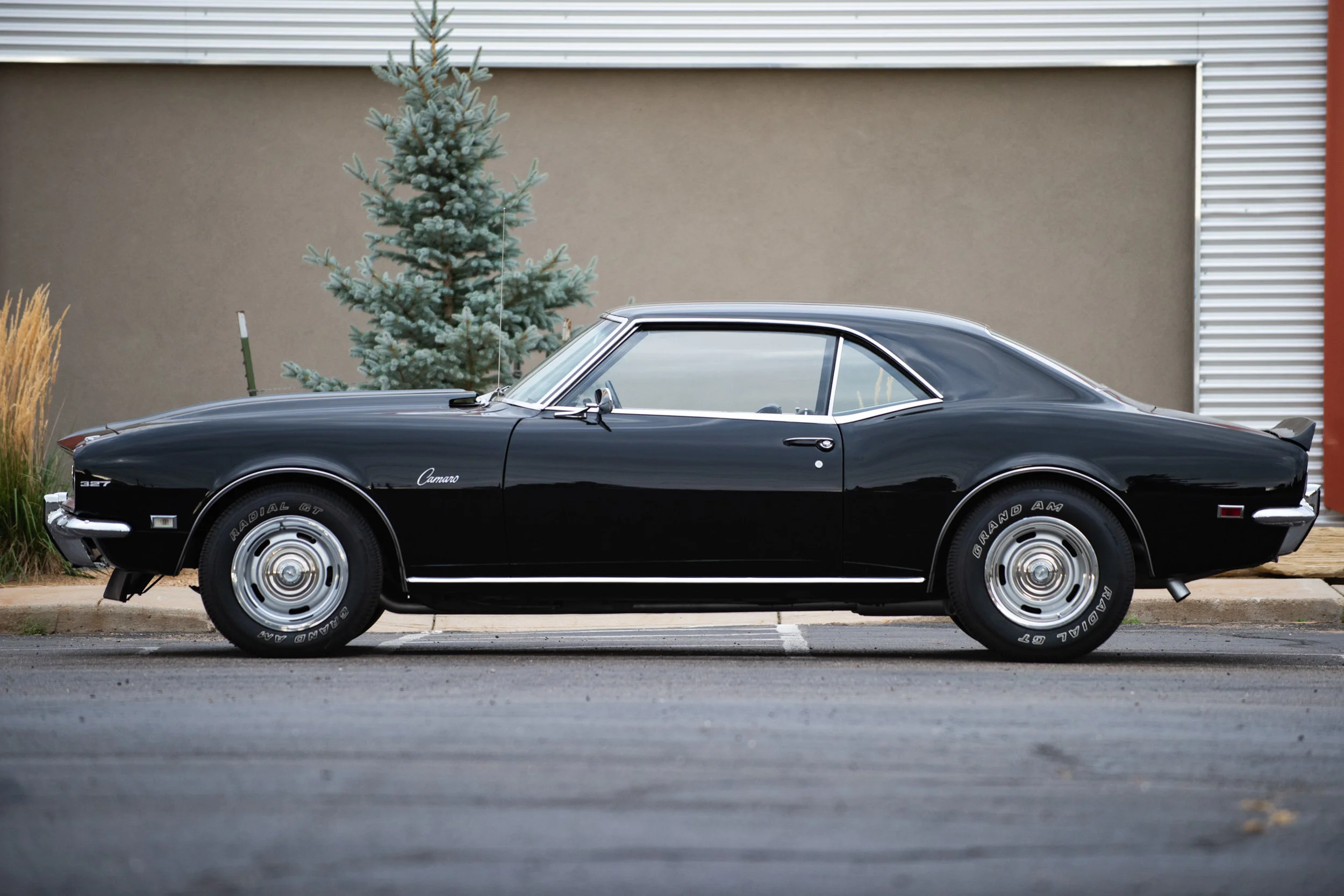 327CamaroBlack01.jpg