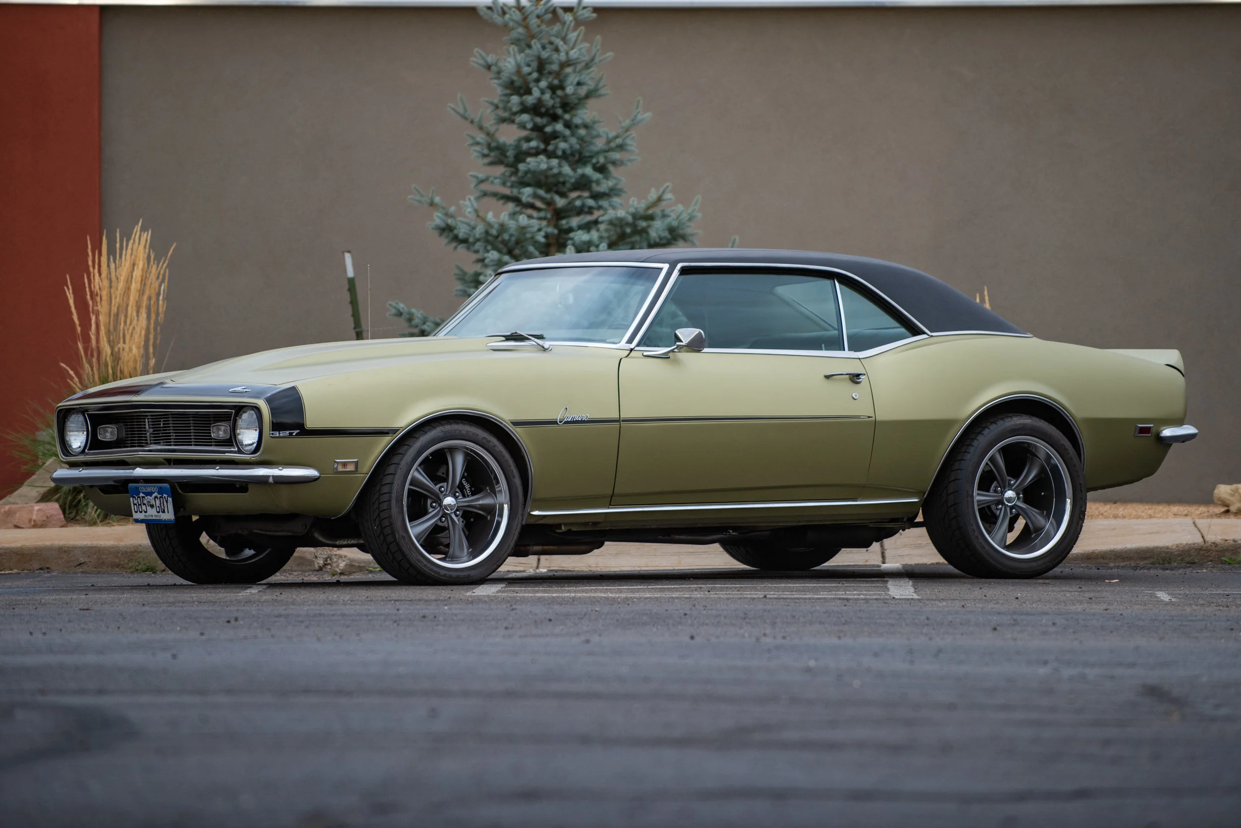 327CamaroGreen02.jpg