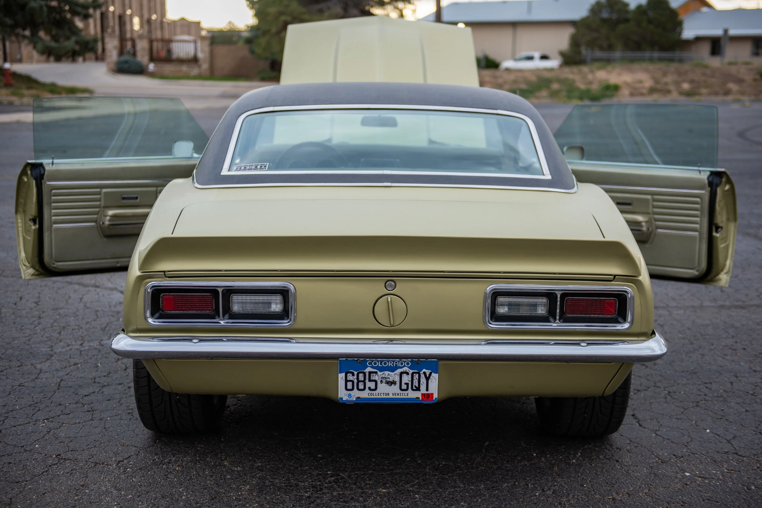 327CamaroGreen04.jpg