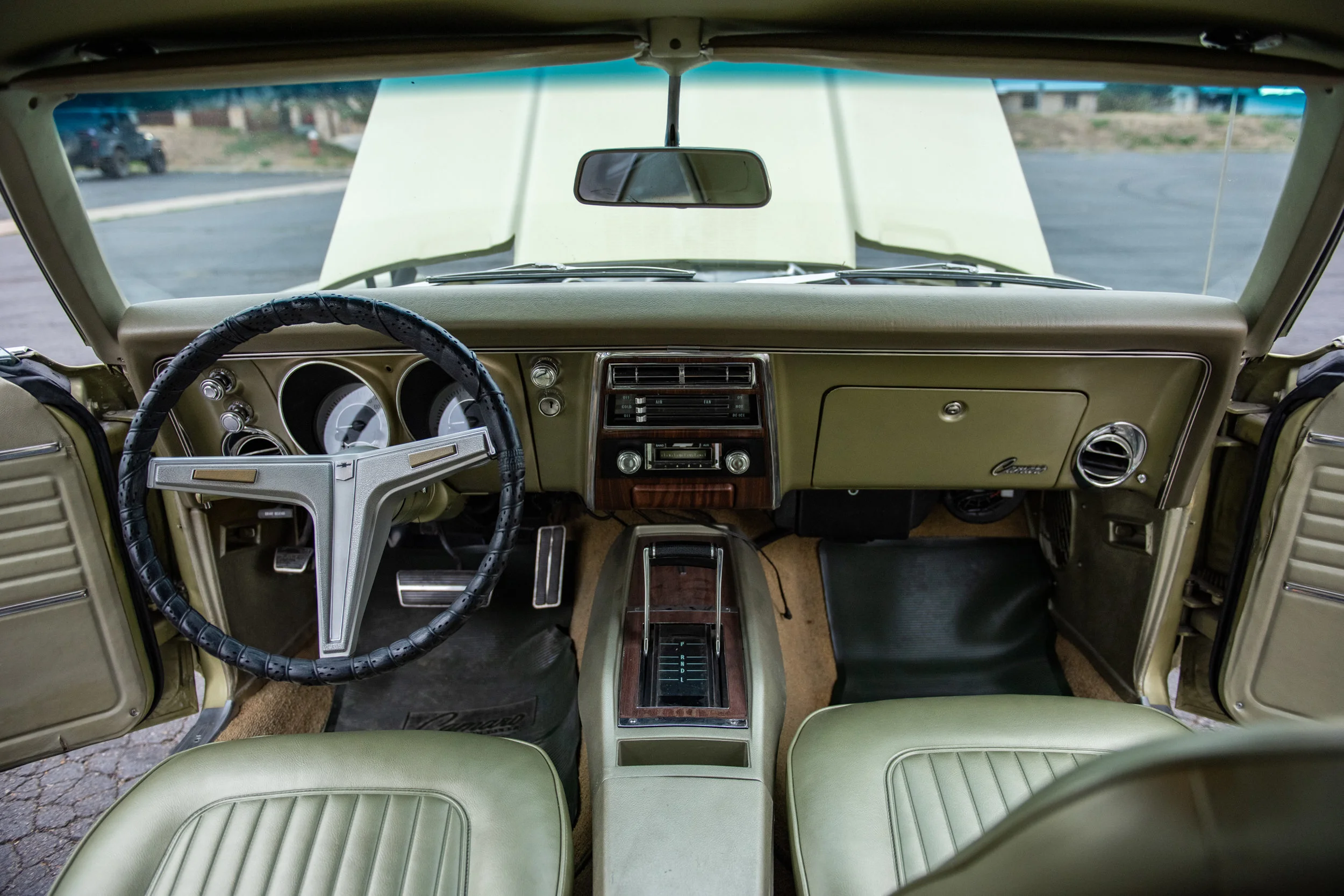 327CamaroGreen09.jpg