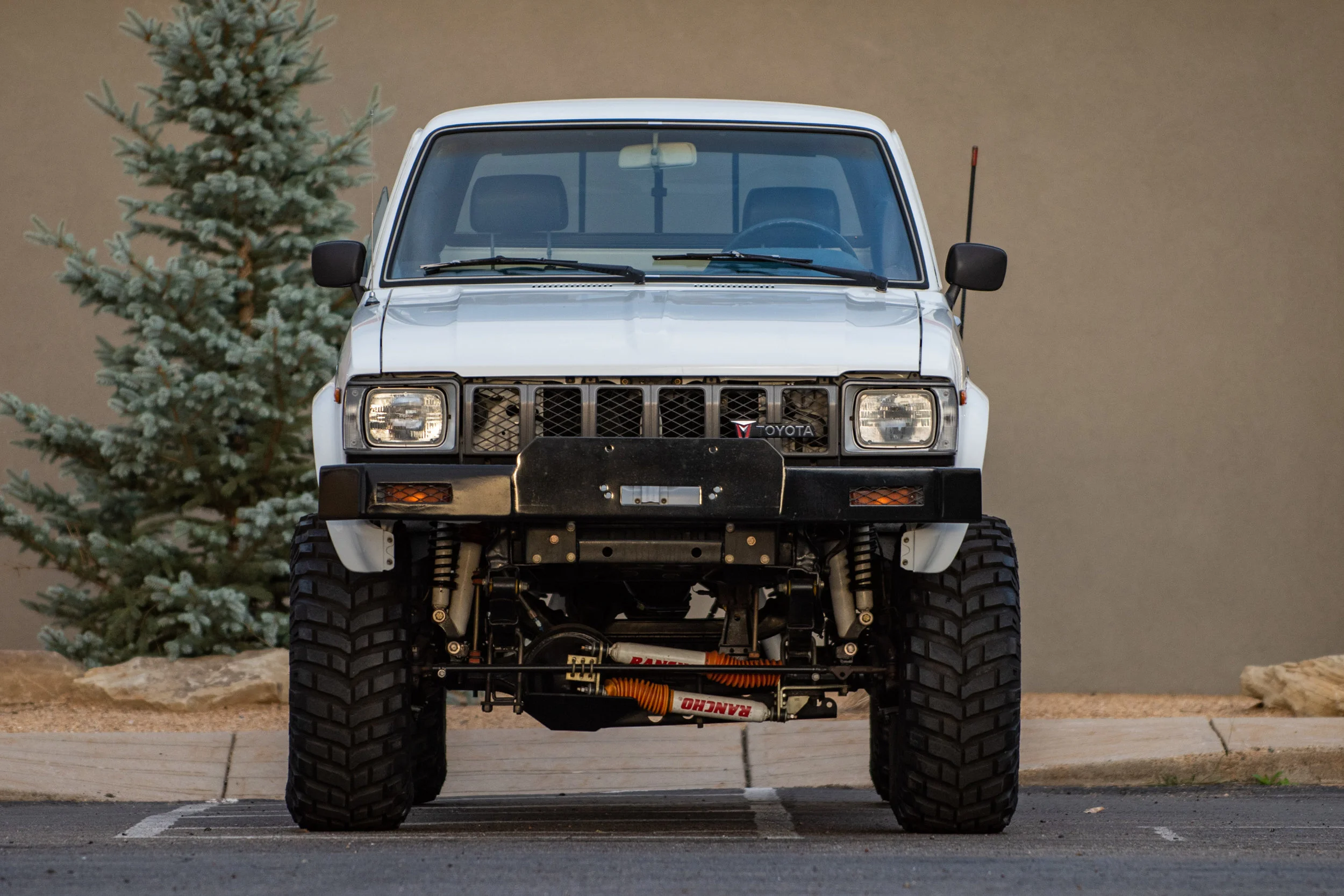 82Toyota4X4__03.jpg