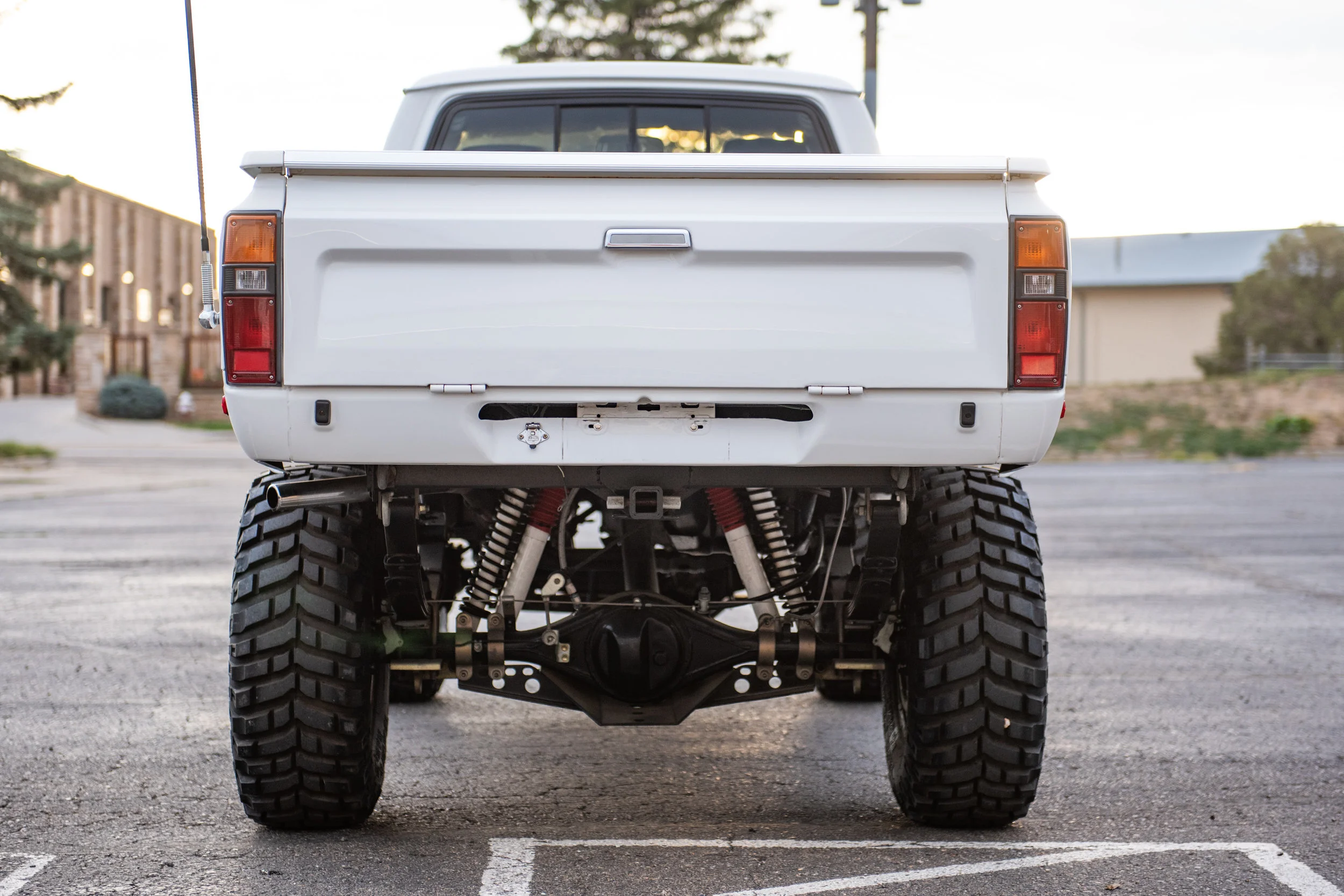 82Toyota4X4__04.jpg