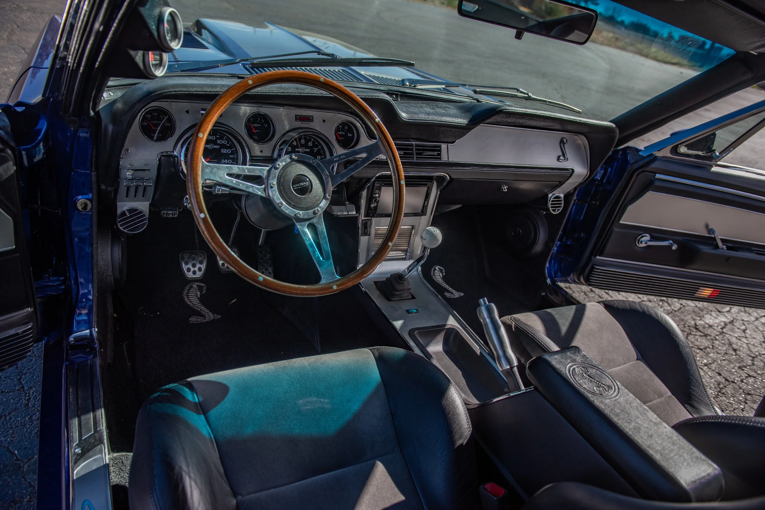 BlueShelbyGT500_08.jpg