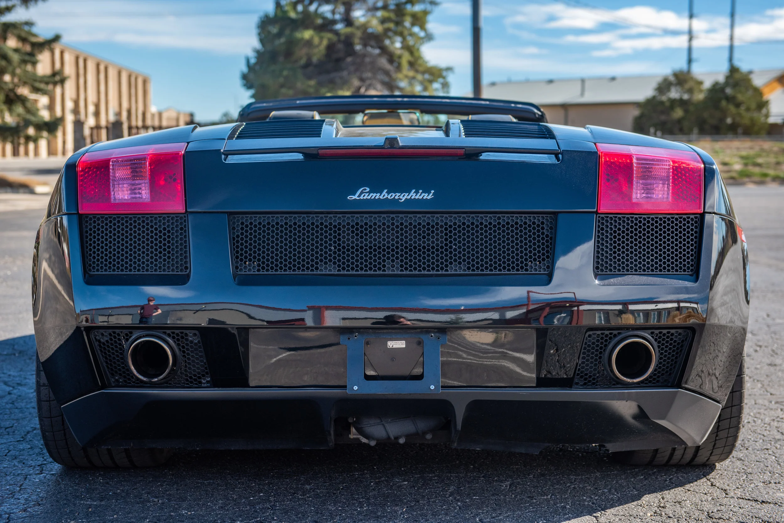 LamboGallargo_07.jpg