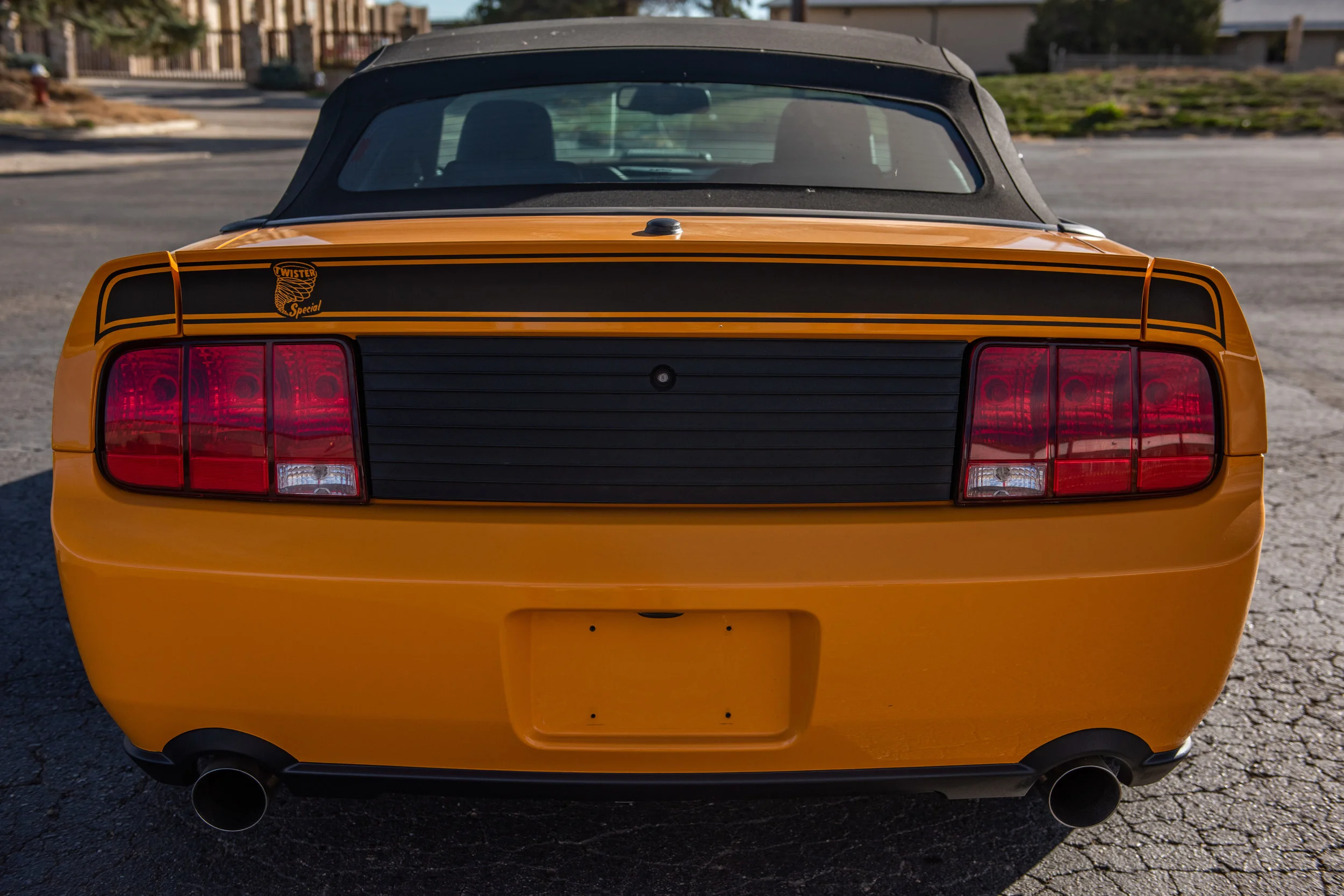 TwisterSpecialConv_06.jpg