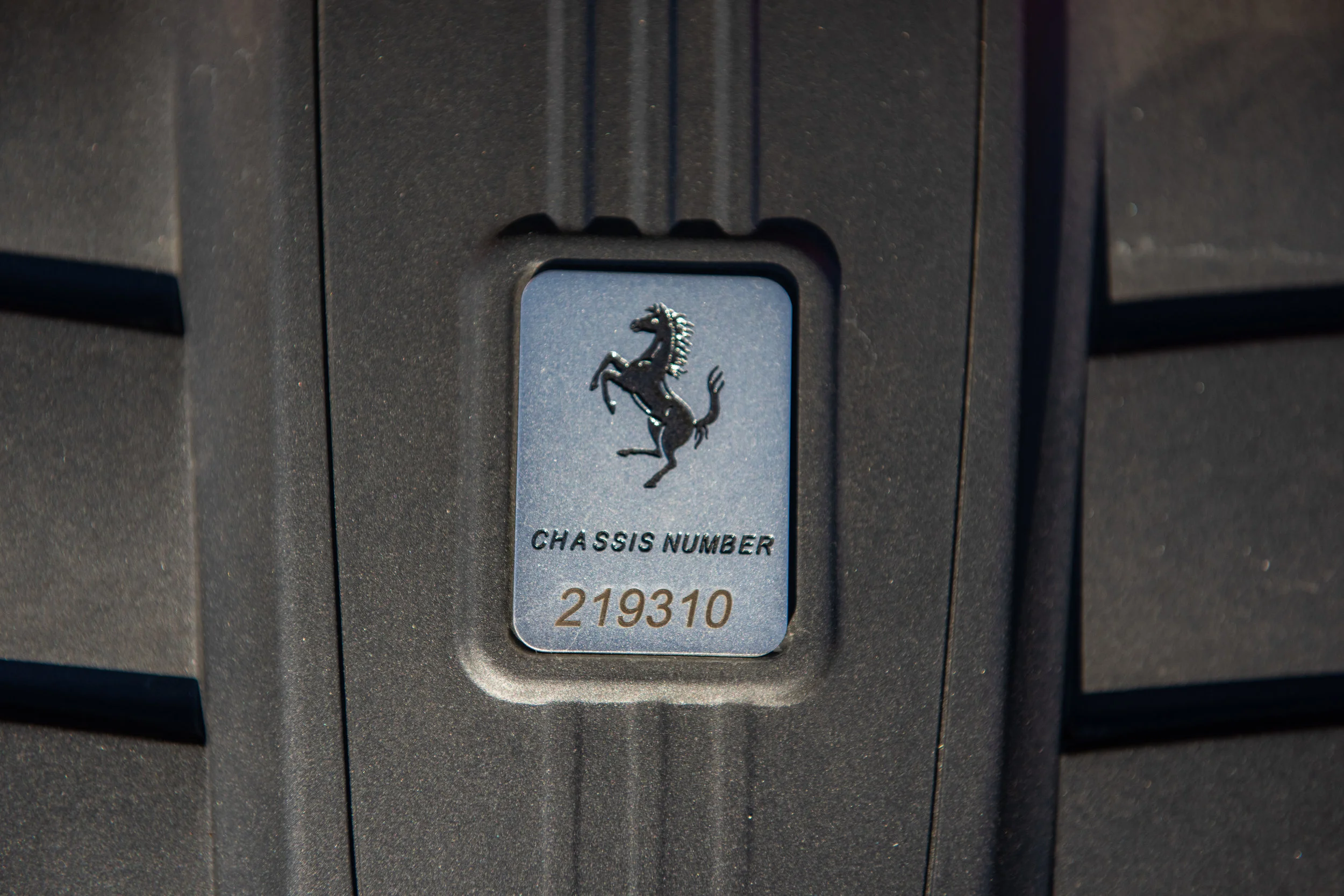 F12Ferrari_13.jpg